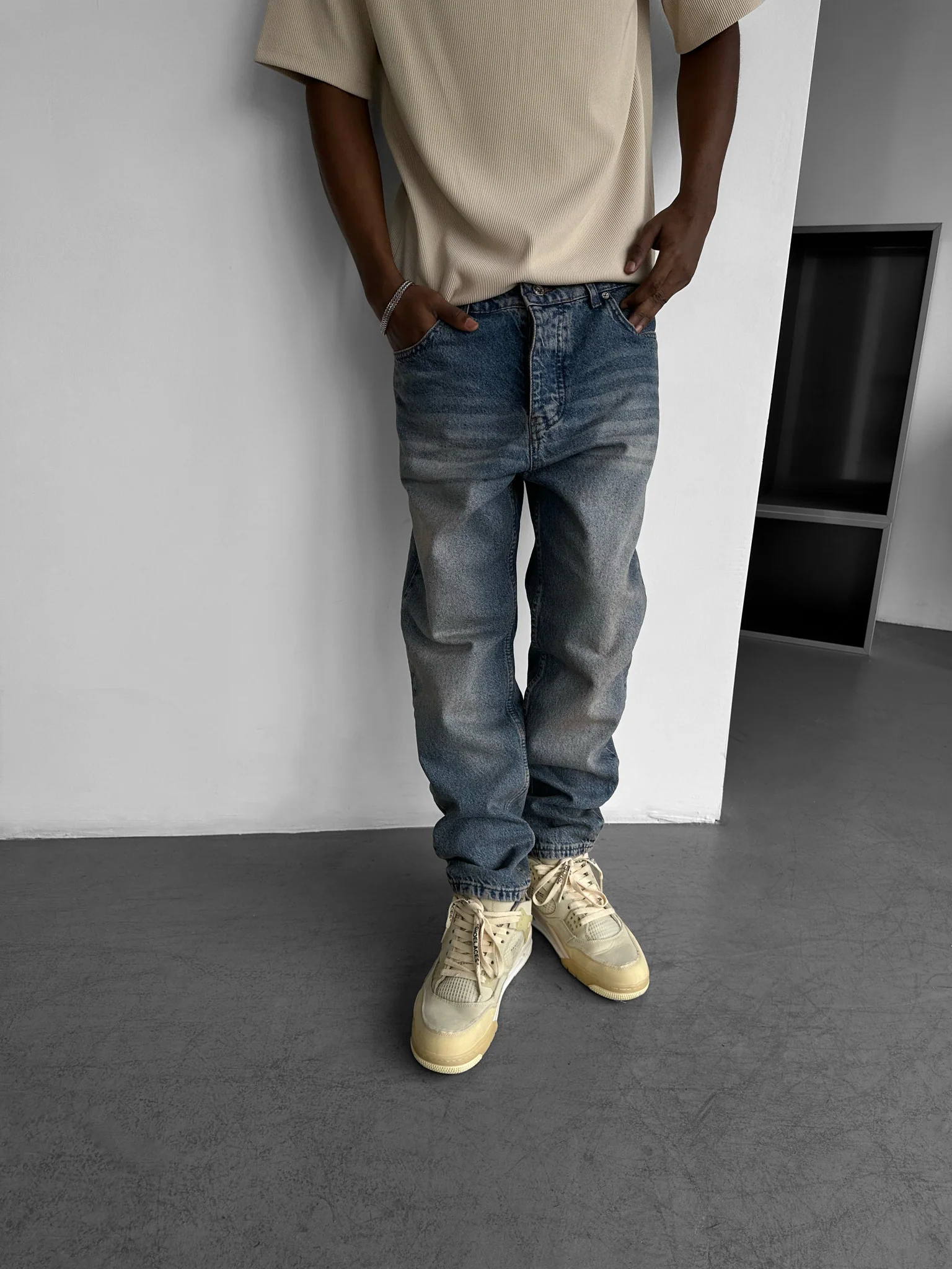 Baggy Fit Washed Jeans - Dark Blue - Image 2