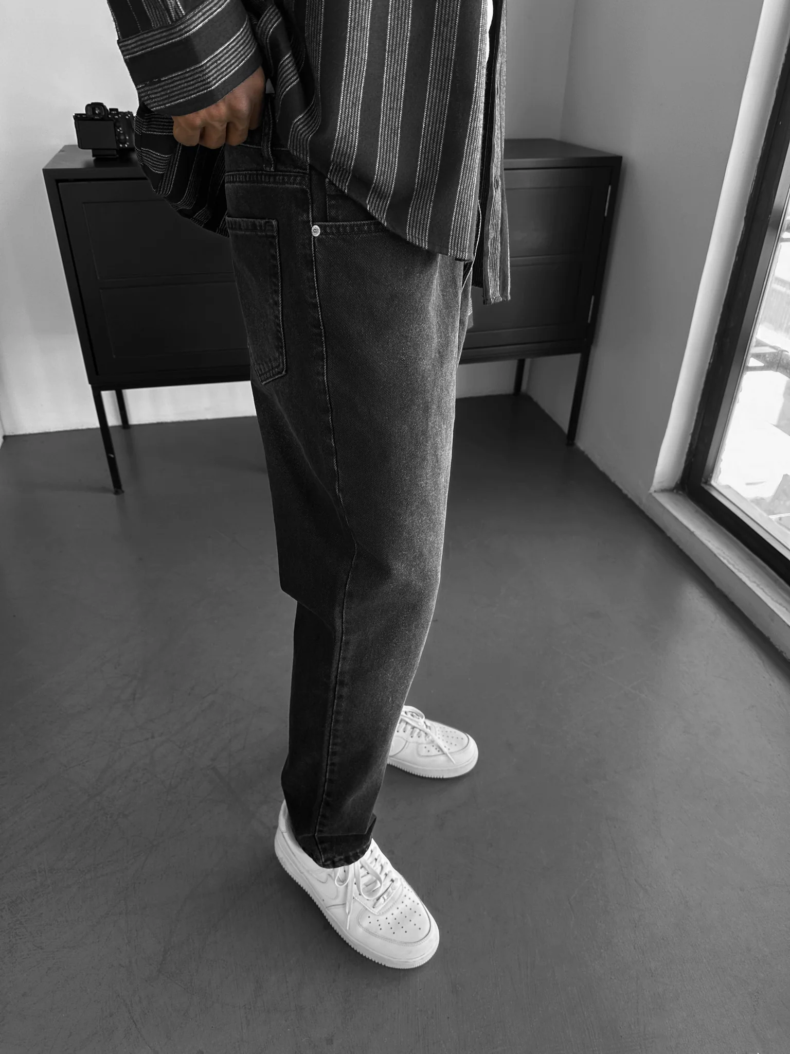 Baggy Jeans - Black - Image 2