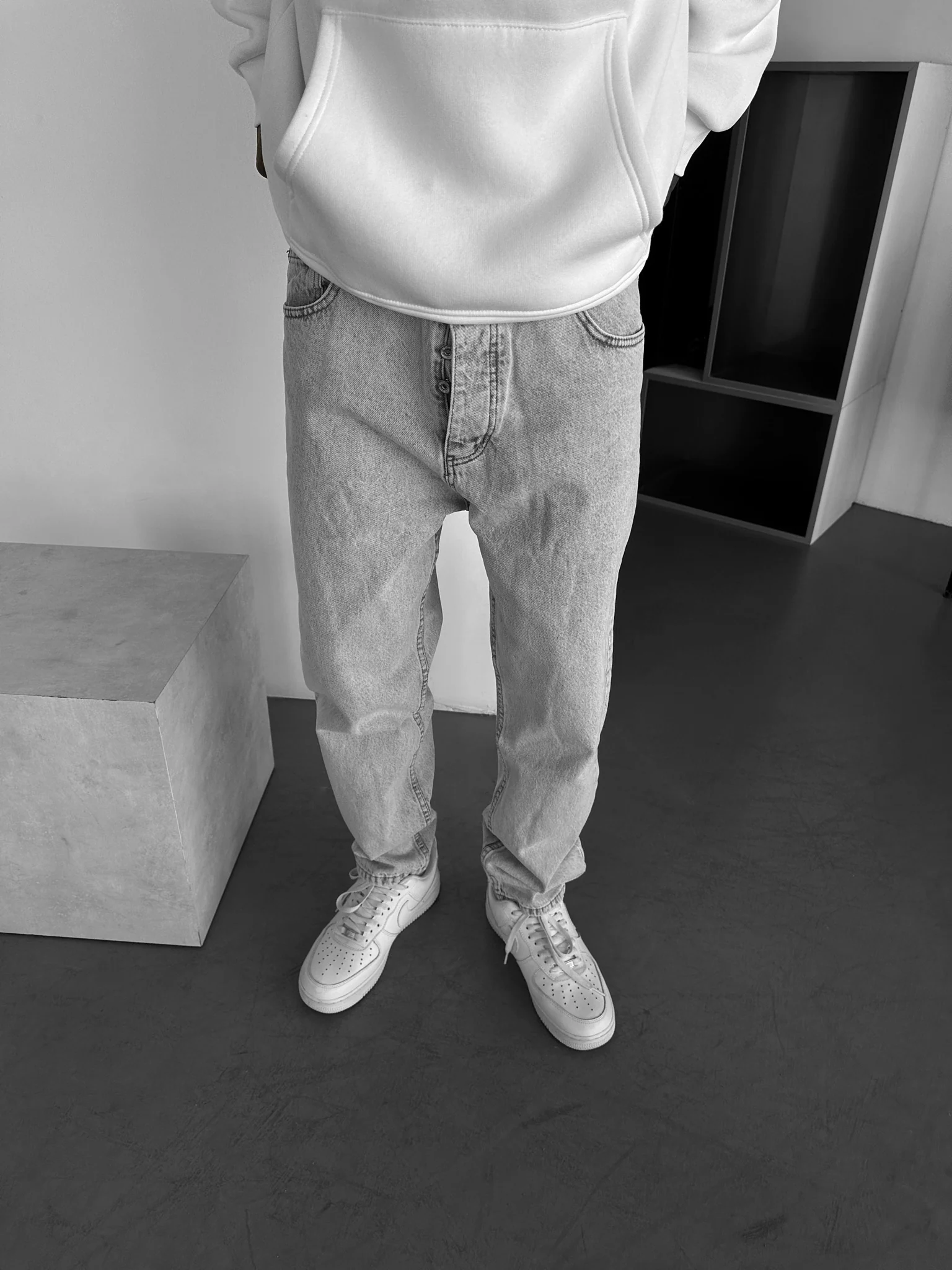 Baggy Jeans - Grey - Image 2