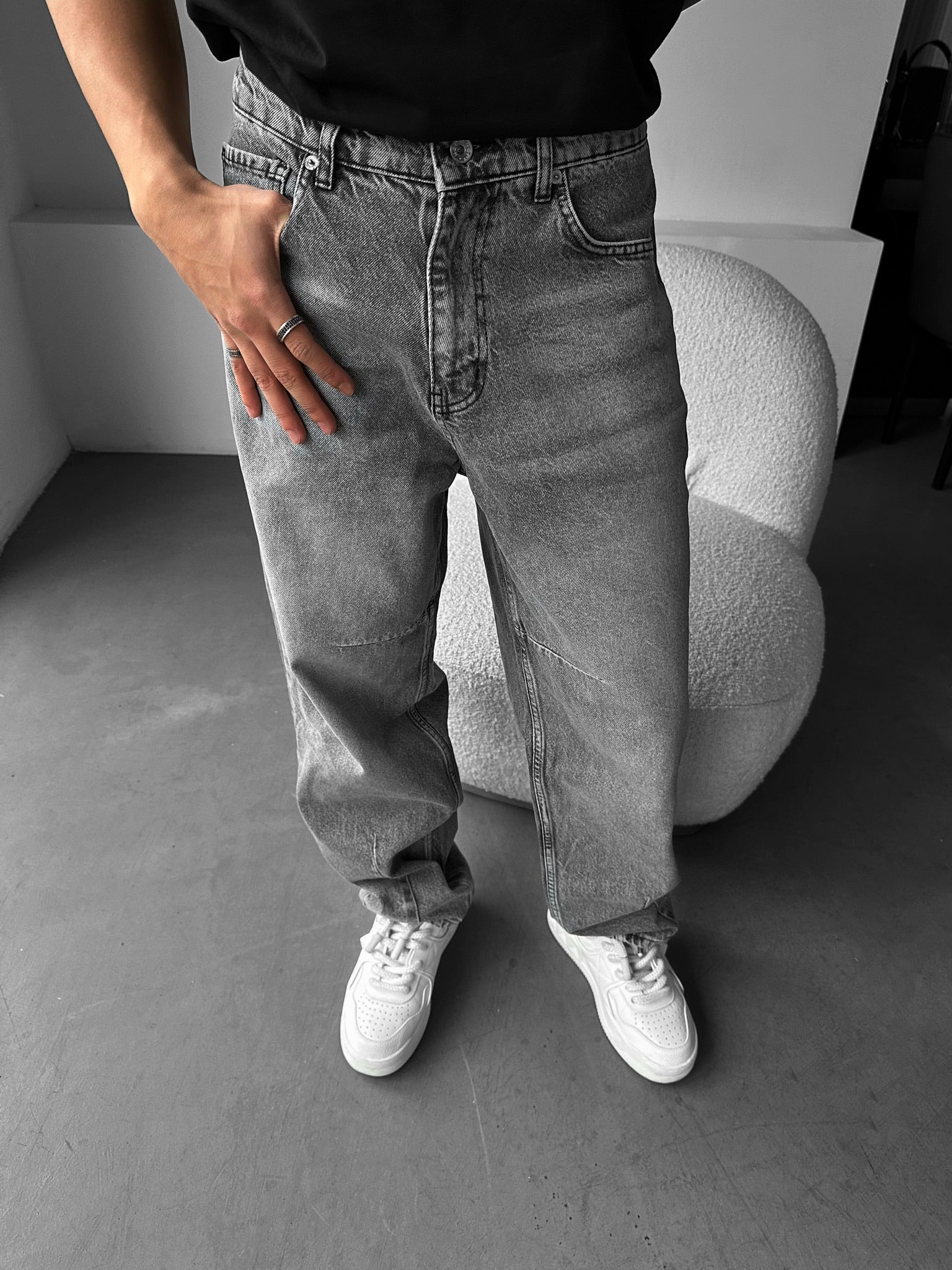 Baggy Stitched Jeans - Anthracite - Image 2