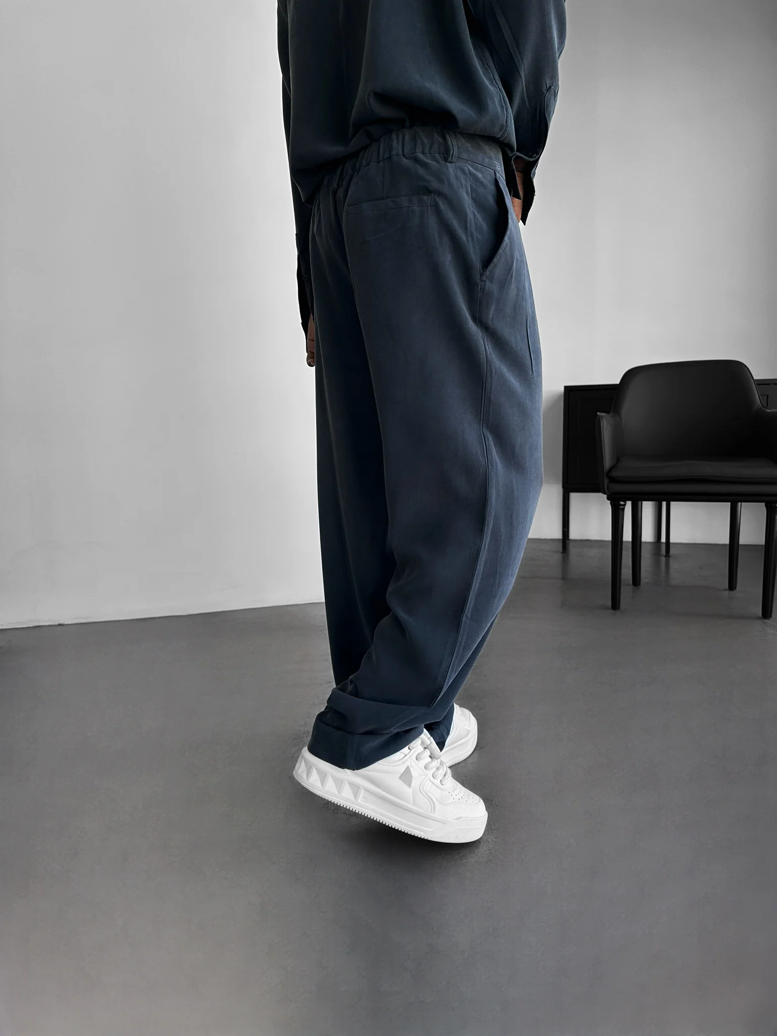 Baggy Tencel Trousers - Black - Image 3