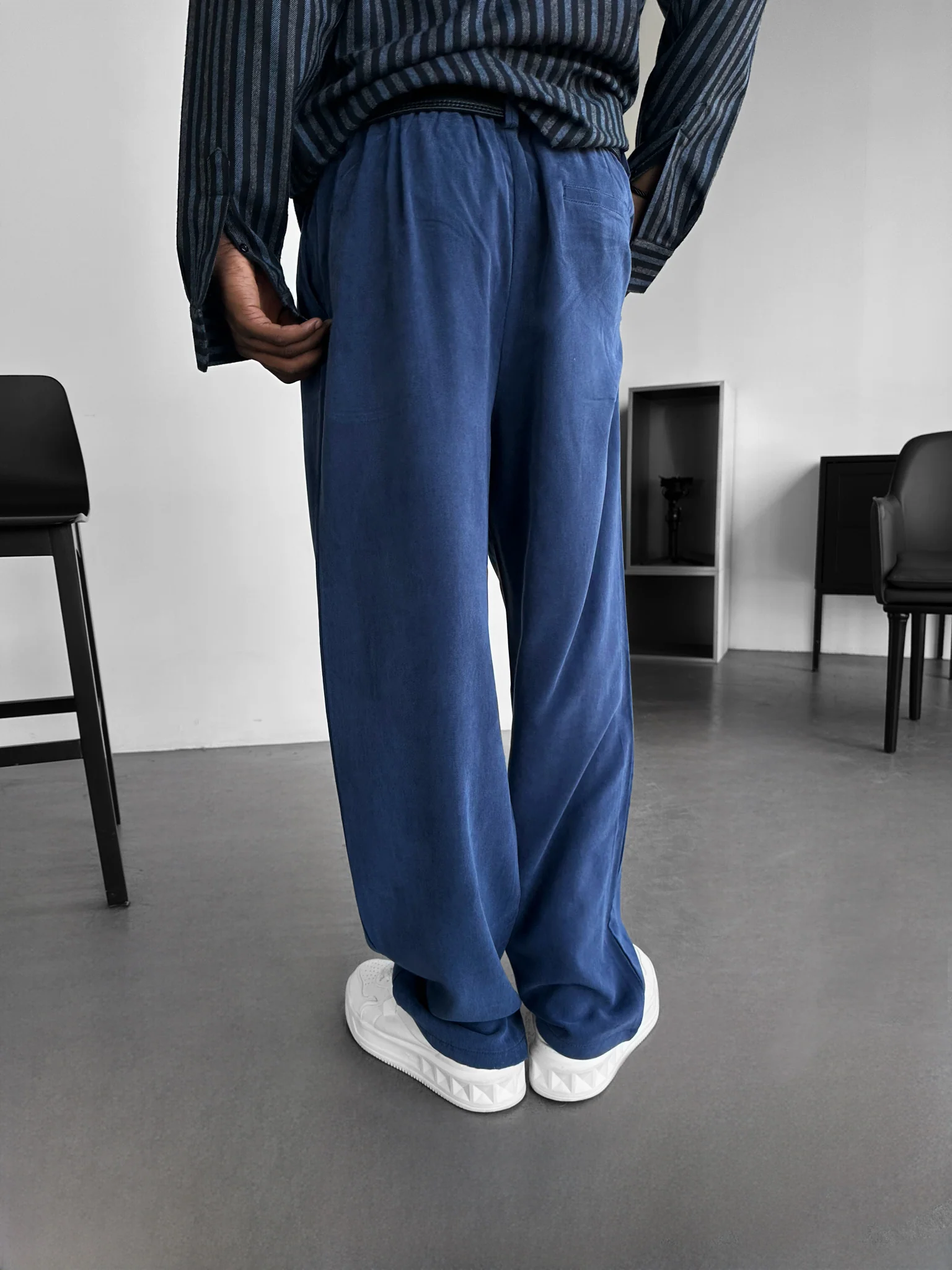Baggy Tencel Trousers - Navy Blue - Image 2