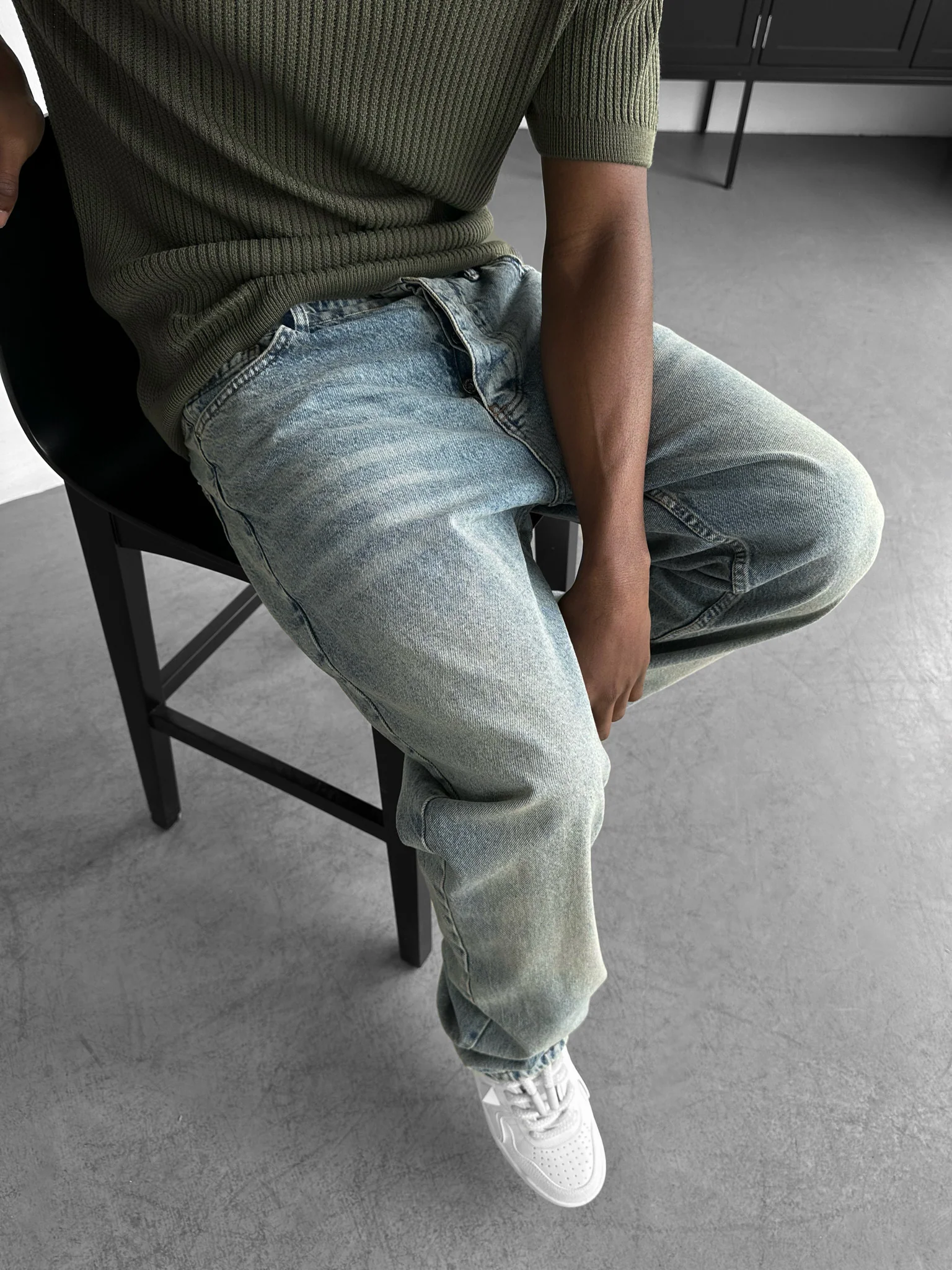 Boyfriend Fit Jeans - Dark Blue - Image 3