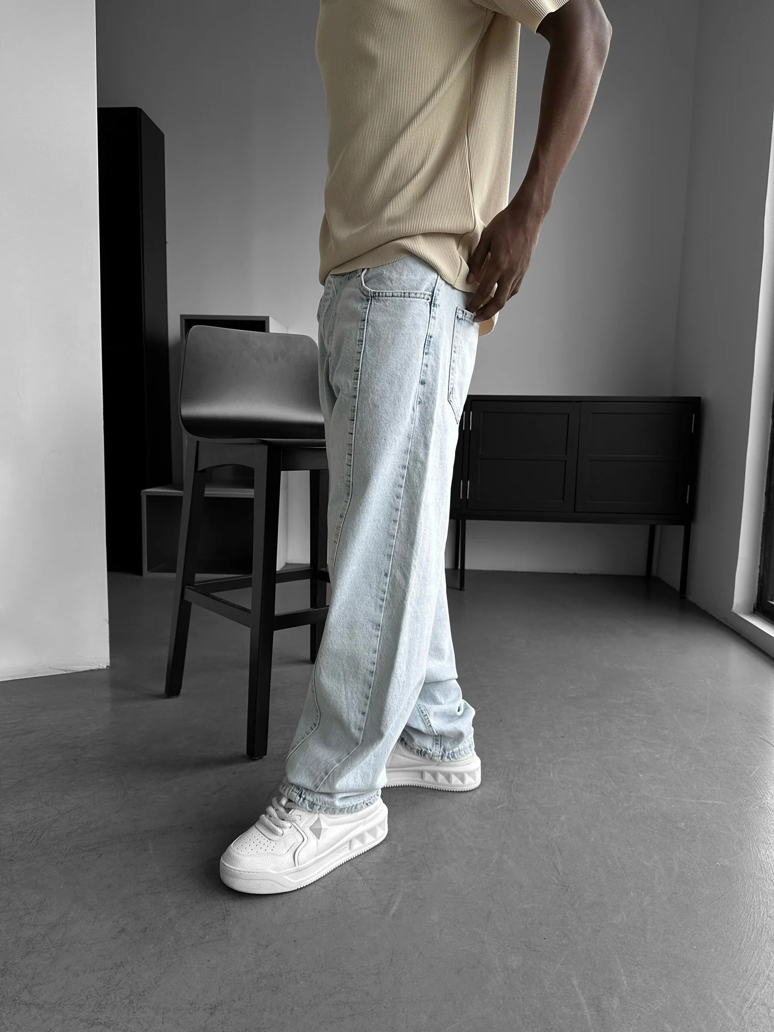 Front Line Baggy Jeans - Ice Blue - Image 2