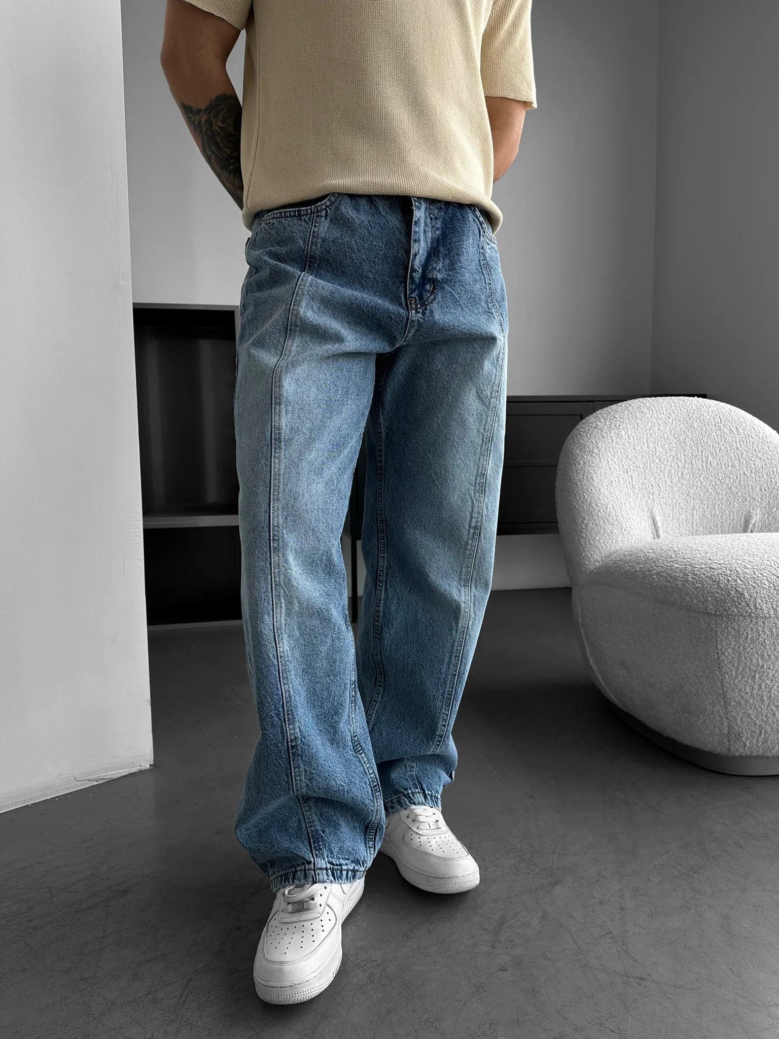 Front Line Baggy Jeans - Washed Blue - Image 2