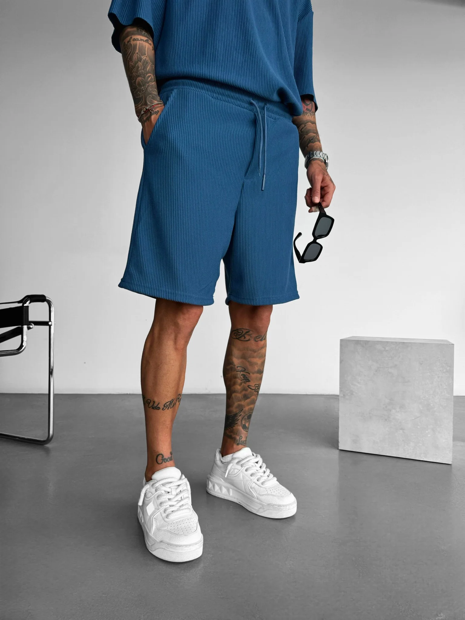 Loose Fit Cord Shorts - Indigo - Image 6