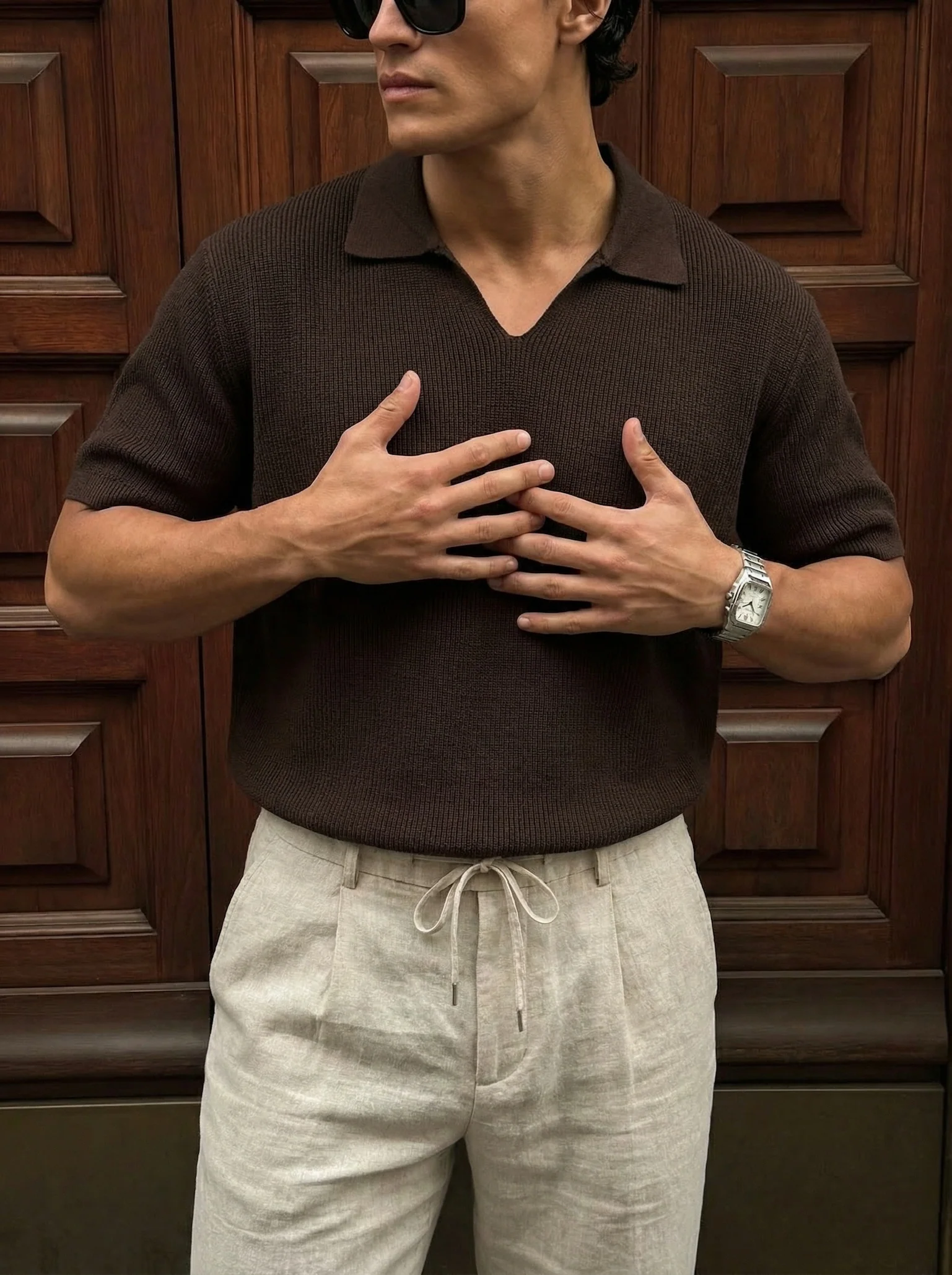 Loose fit fine knit collar T-Shirt - Dark Brown - Image 2