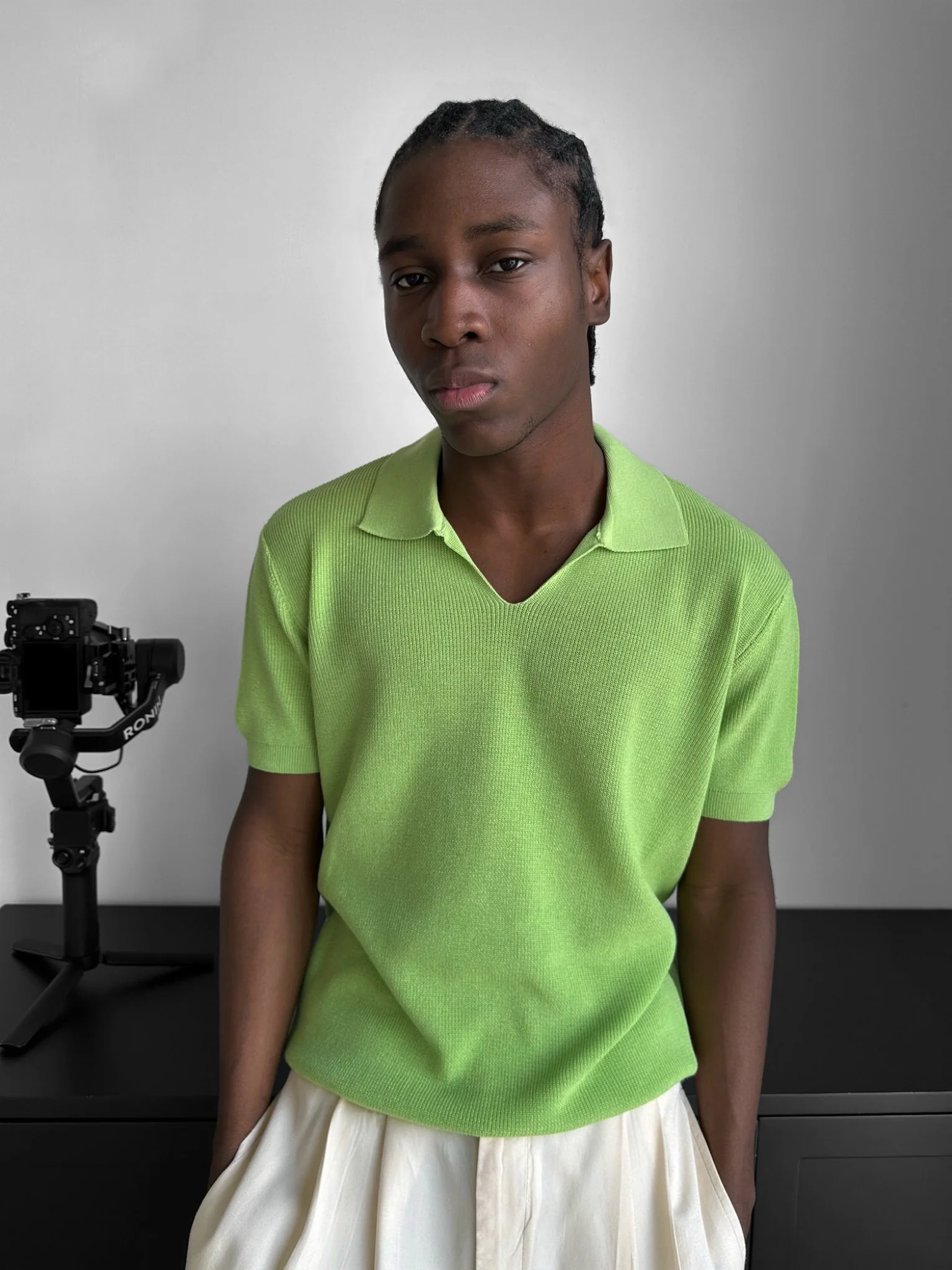 Loose fit fine knit collar T-Shirt - Light Green - Image 3