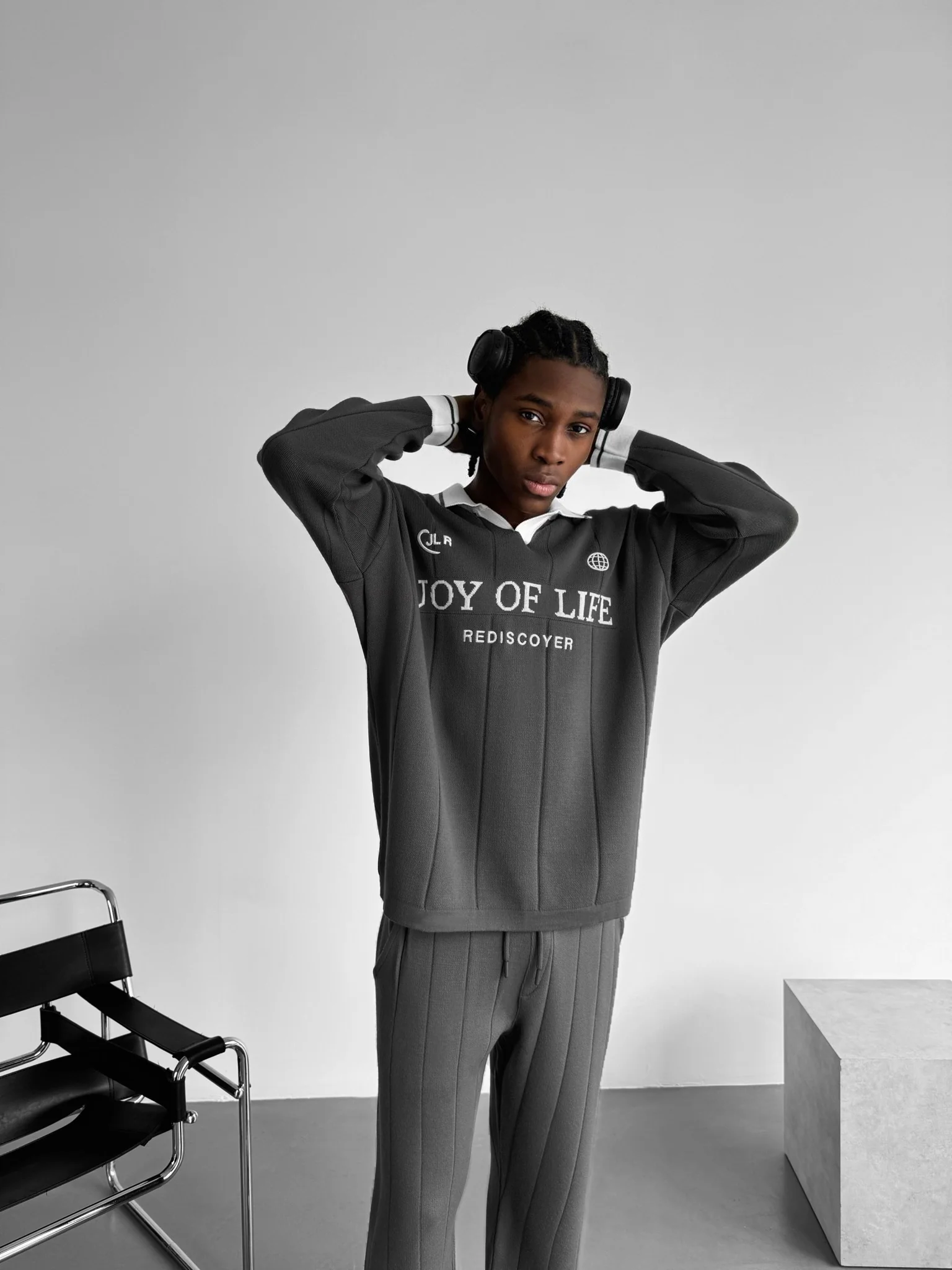 Loose Fit JLR Polo Sweater - Anthracite - Image 4