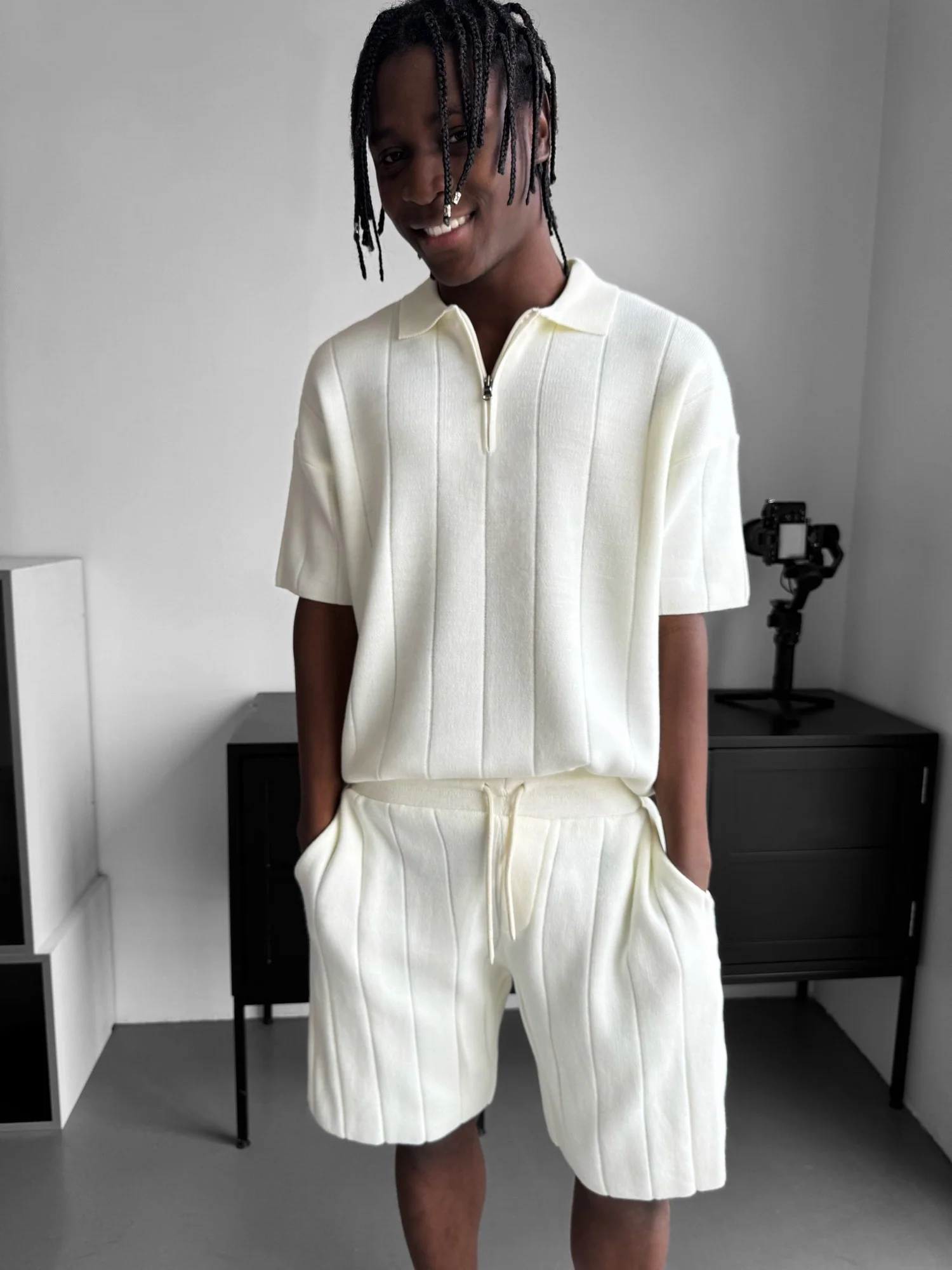 Loose Fit Line Collar Knit T-Shirt - Ecru - Image 2
