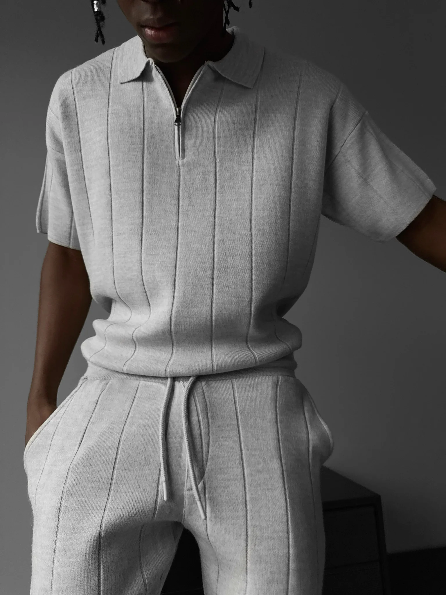 Loose Fit Line Collar Knit T-Shirt - Light Grey - Image 3
