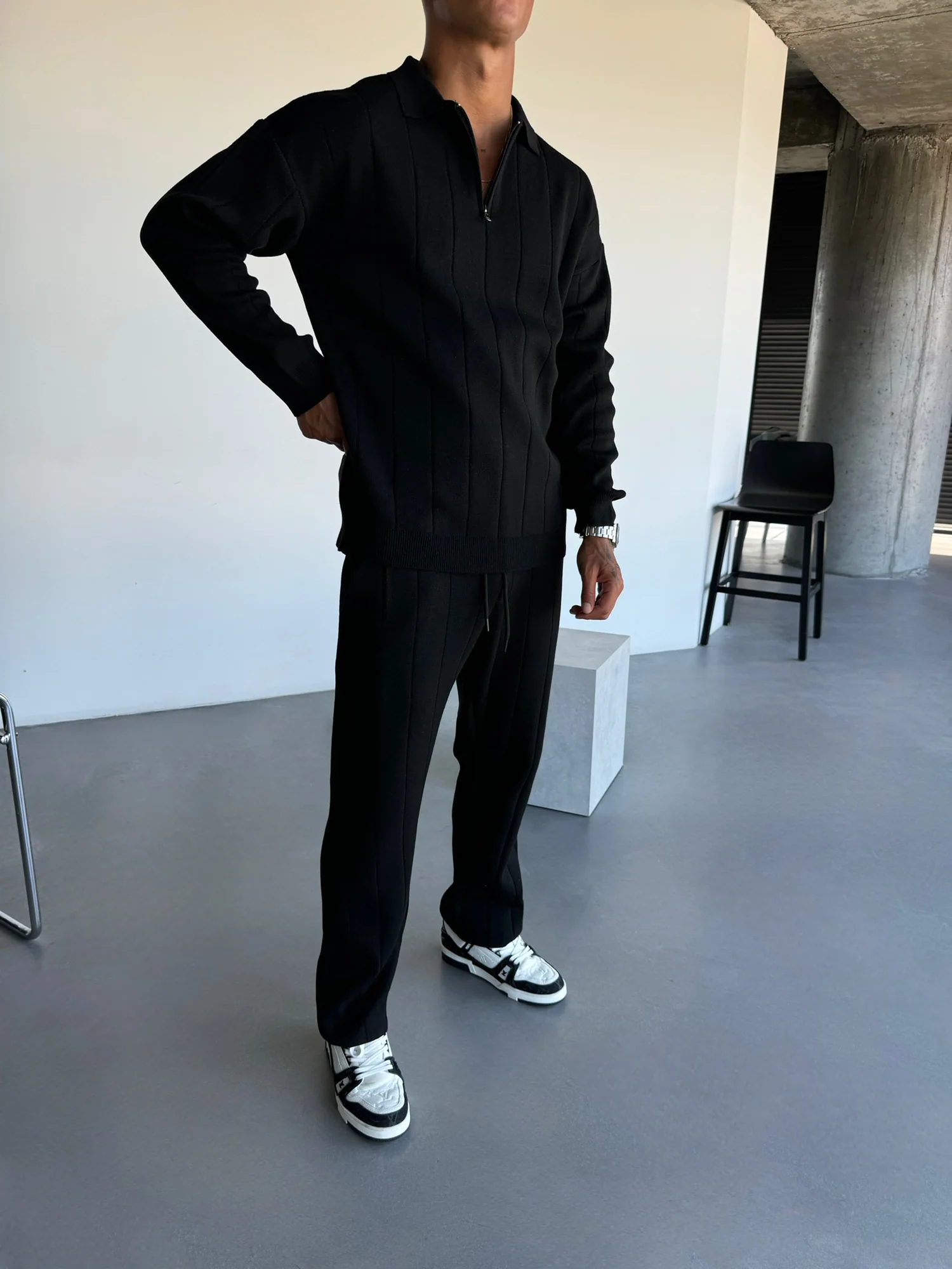 Loose Fit Lines Knit Pants - Black - Image 3