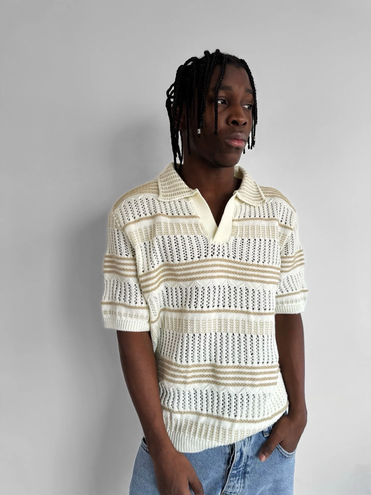 Loose Fit Patterned collar knit T-Shirt - Stone - Image 2