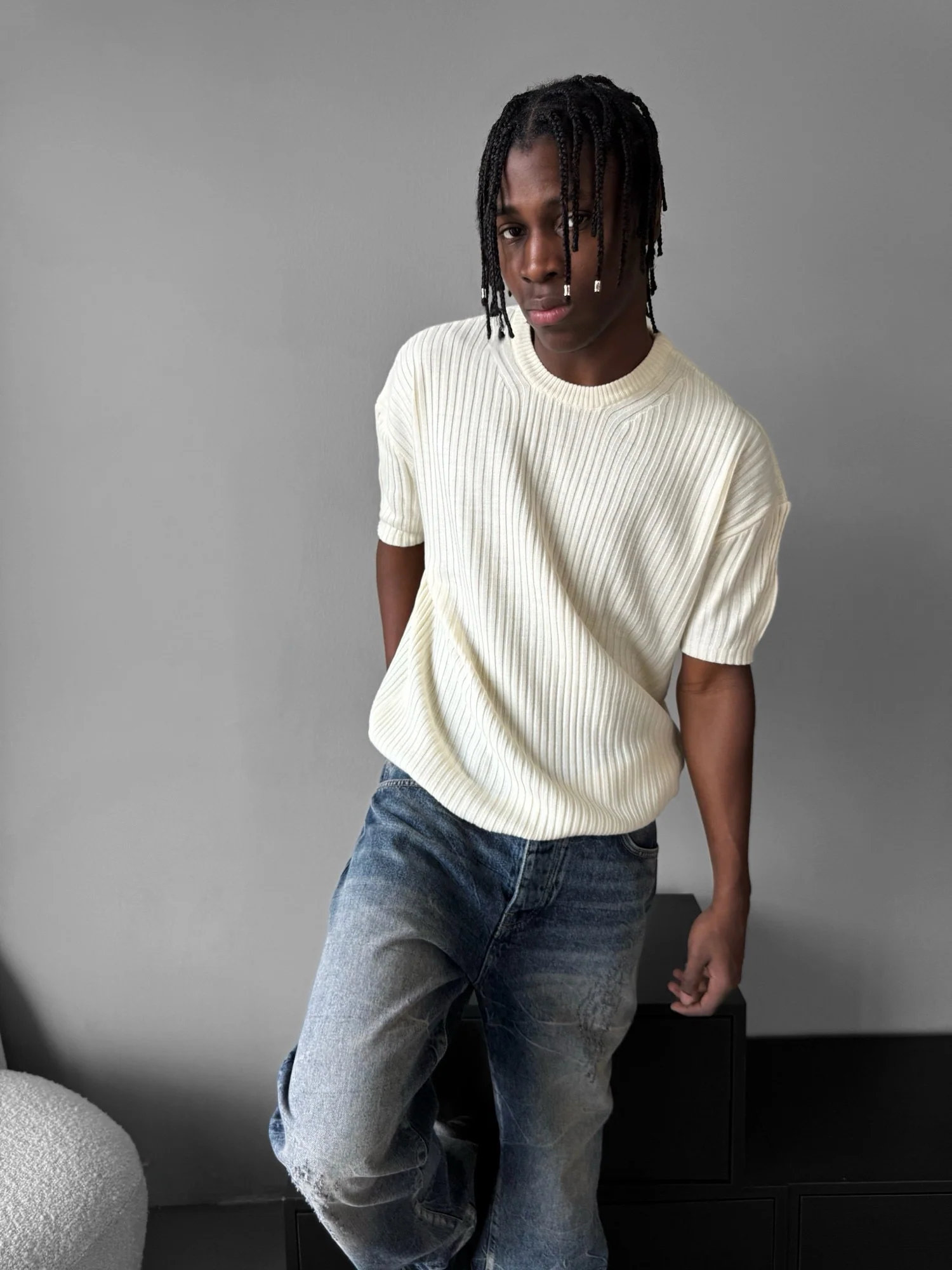 Loose Fit Ribbed Knit T-Shirt - Cremé - Image 4