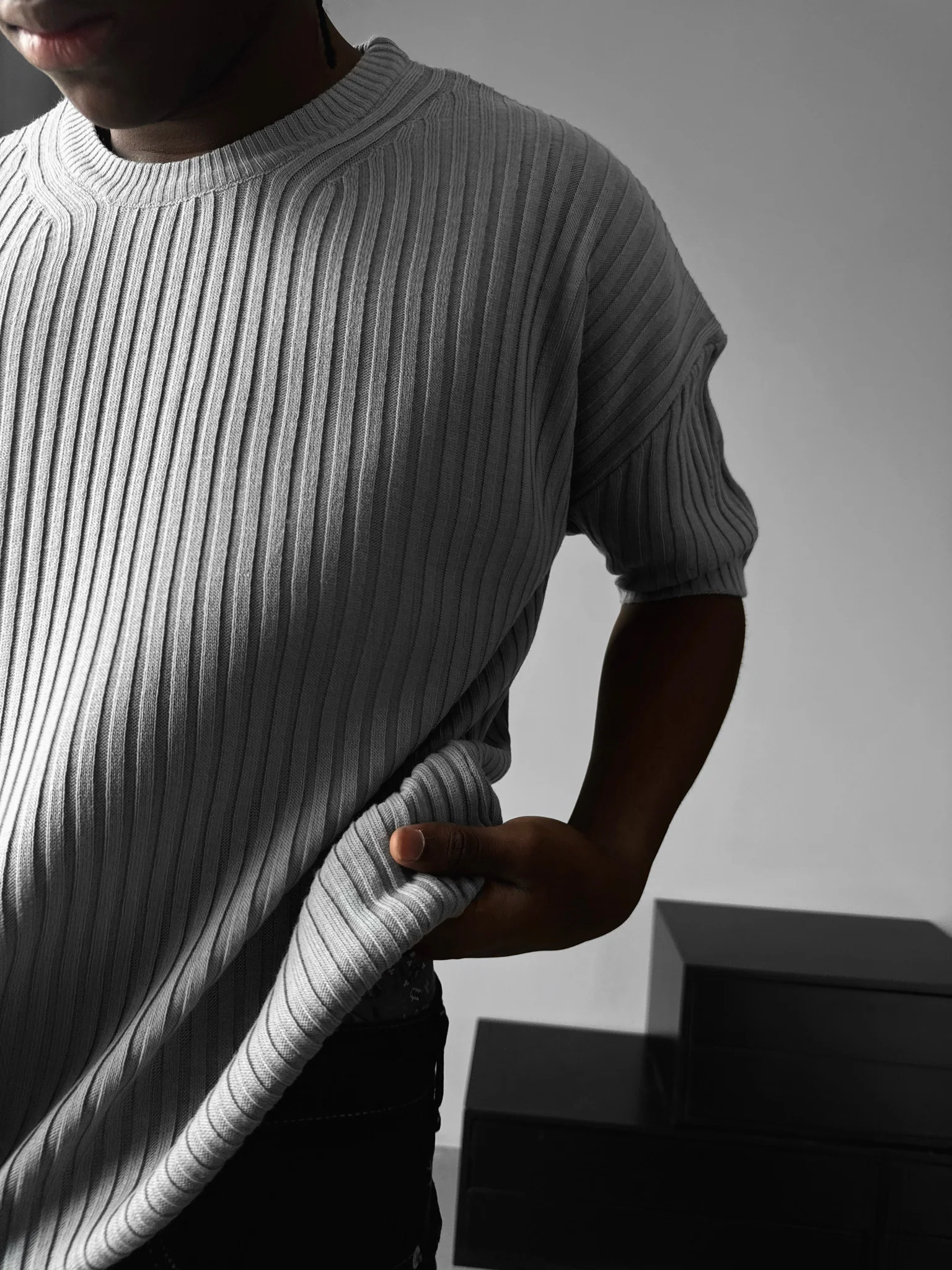 Loose Fit Ribbed Knit T-Shirt - Grey - Image 3