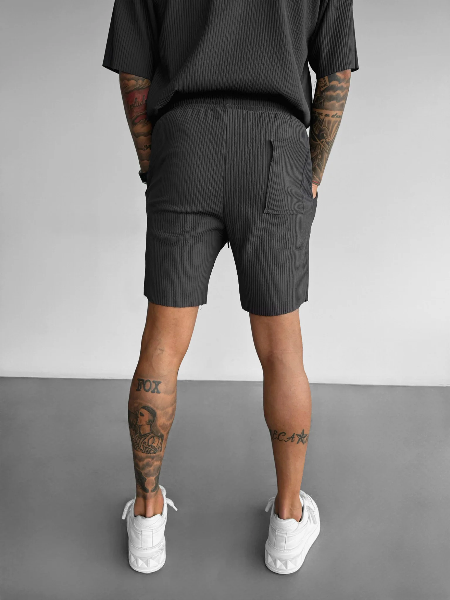 Loose Fit Ribbed Shorts - Anthracite - Image 4