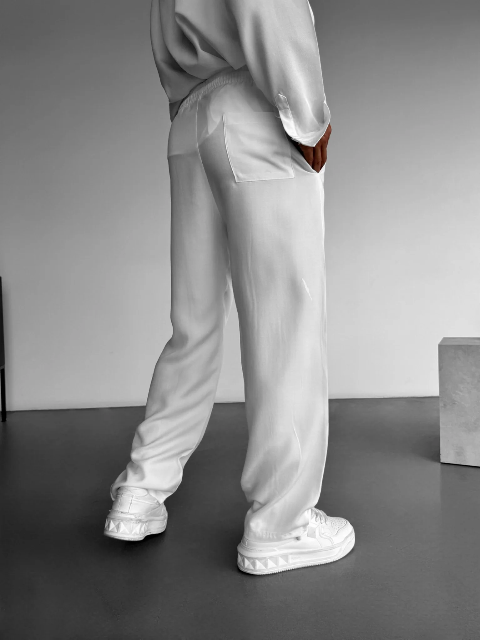 Baggy Tencel Trousers - White - Image 2