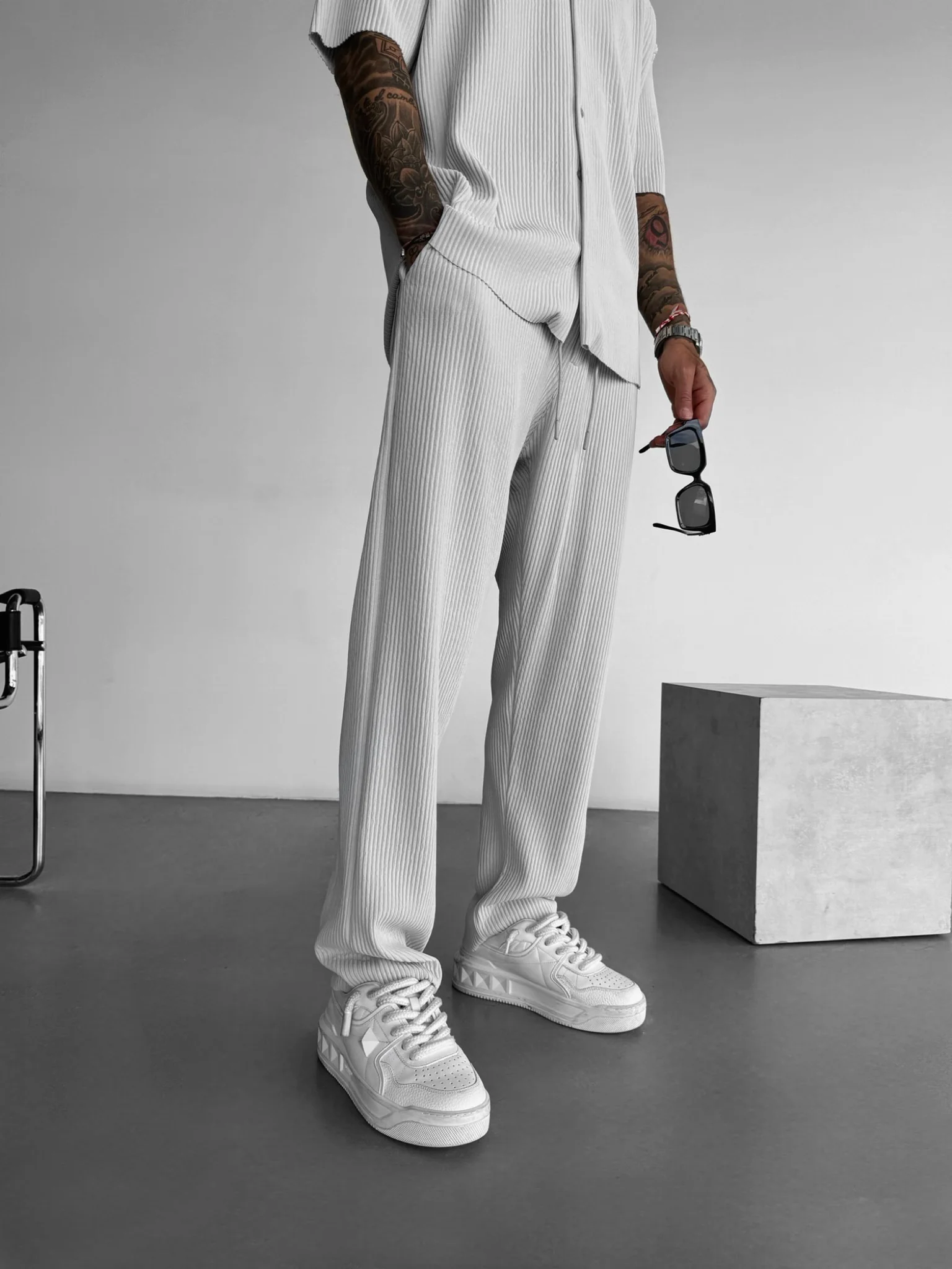 Loose Fit Ribbed Trousers - Grey - Image 4