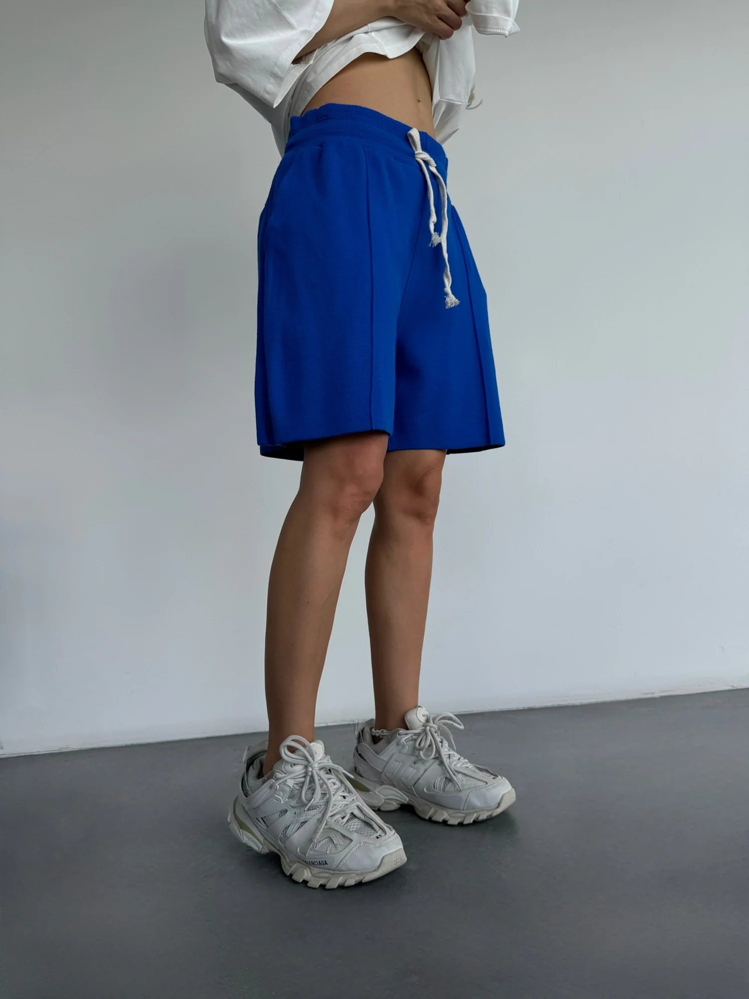 Loose Fit Seam Shorts - Saks - Image 2