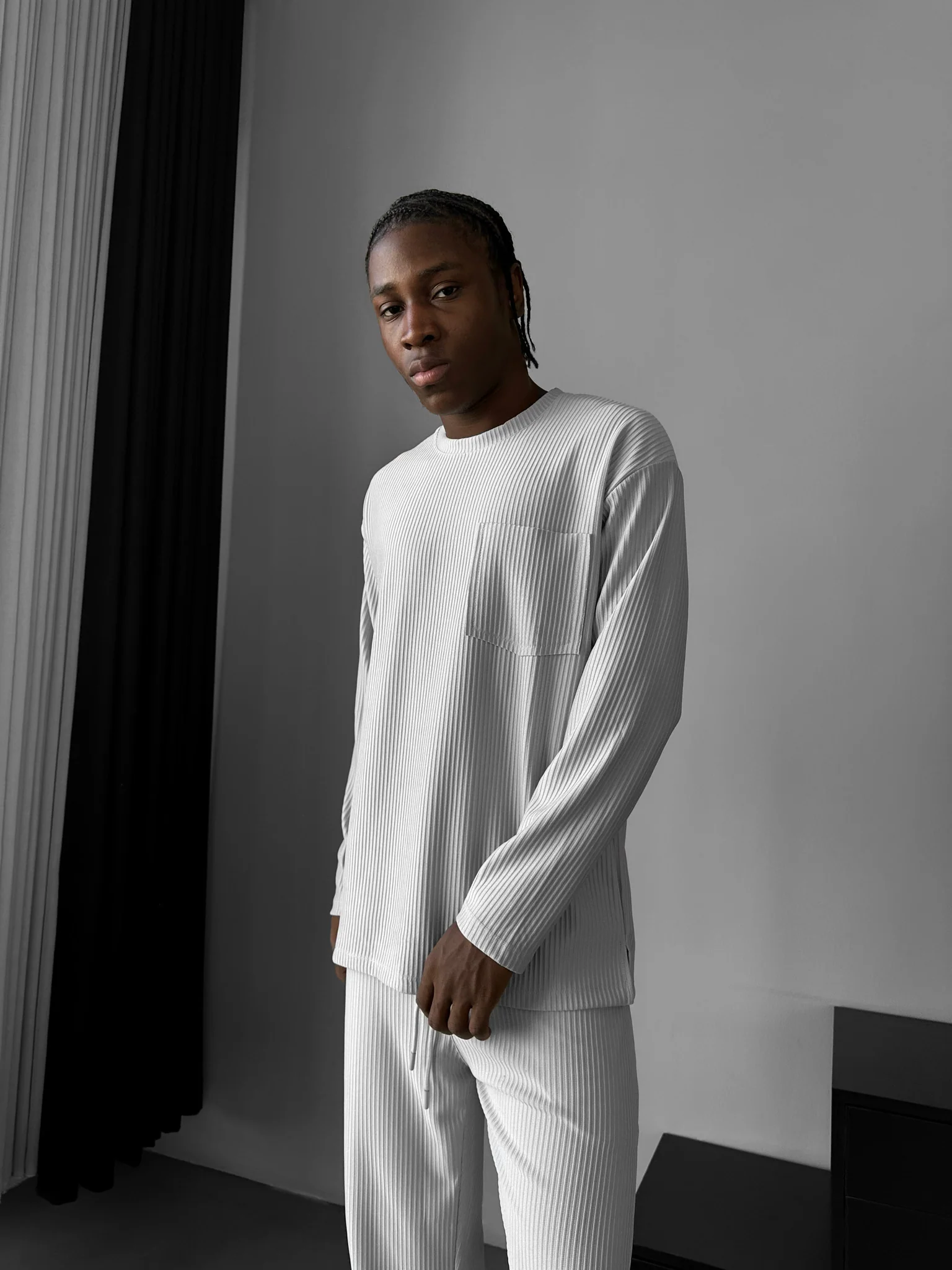 Loose Fit Striped Pocket Sweatshirt - Grey - Image 3