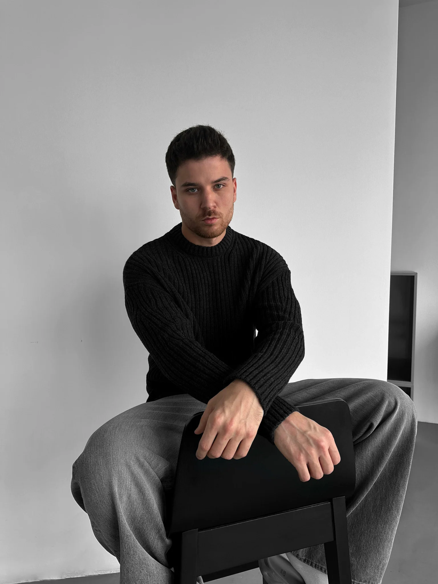 Loose Fit Striped Structure Pullover - Anthracite - Image 2
