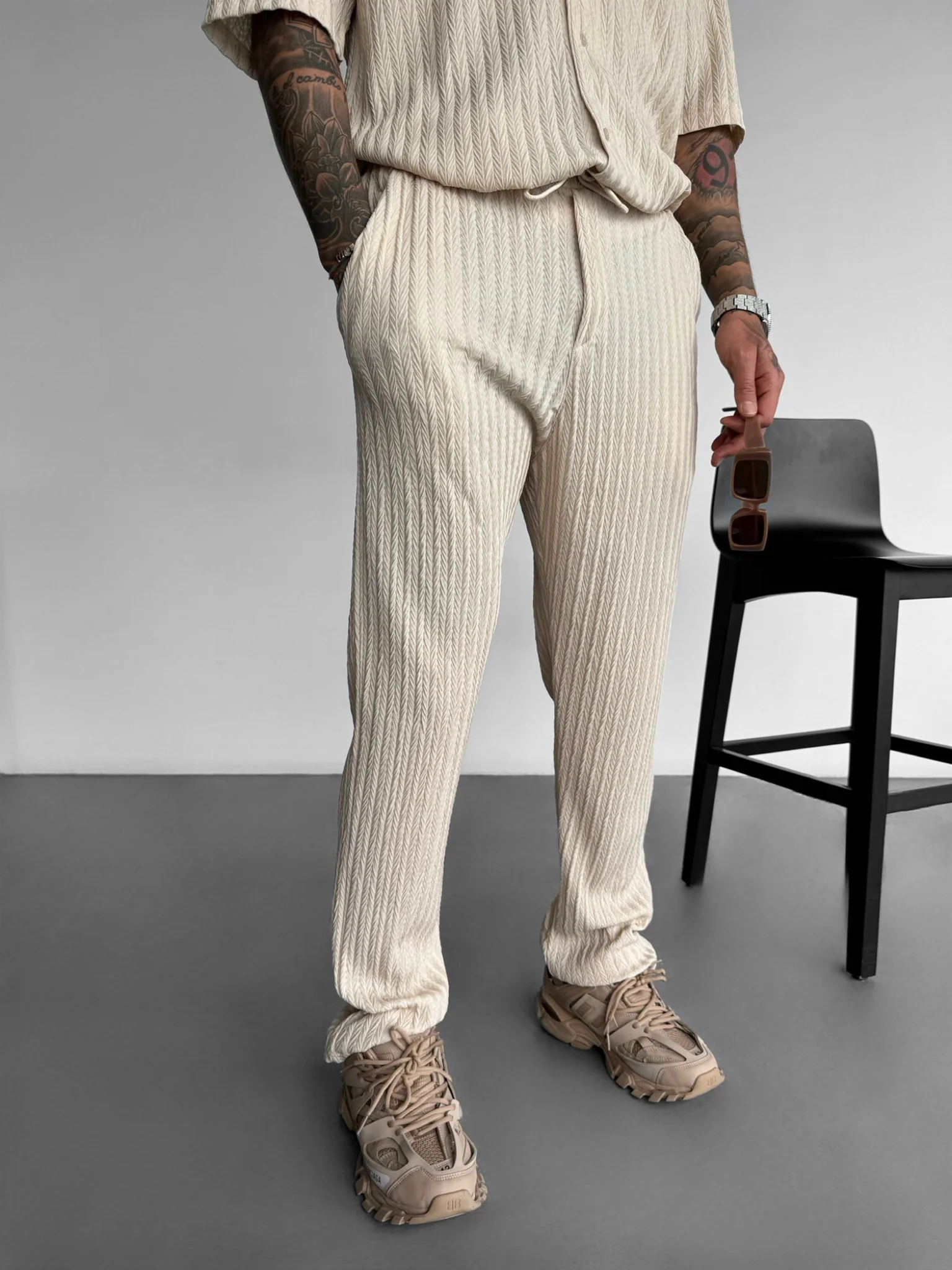 Loose Fit Structured Trousers - Beige - Image 4