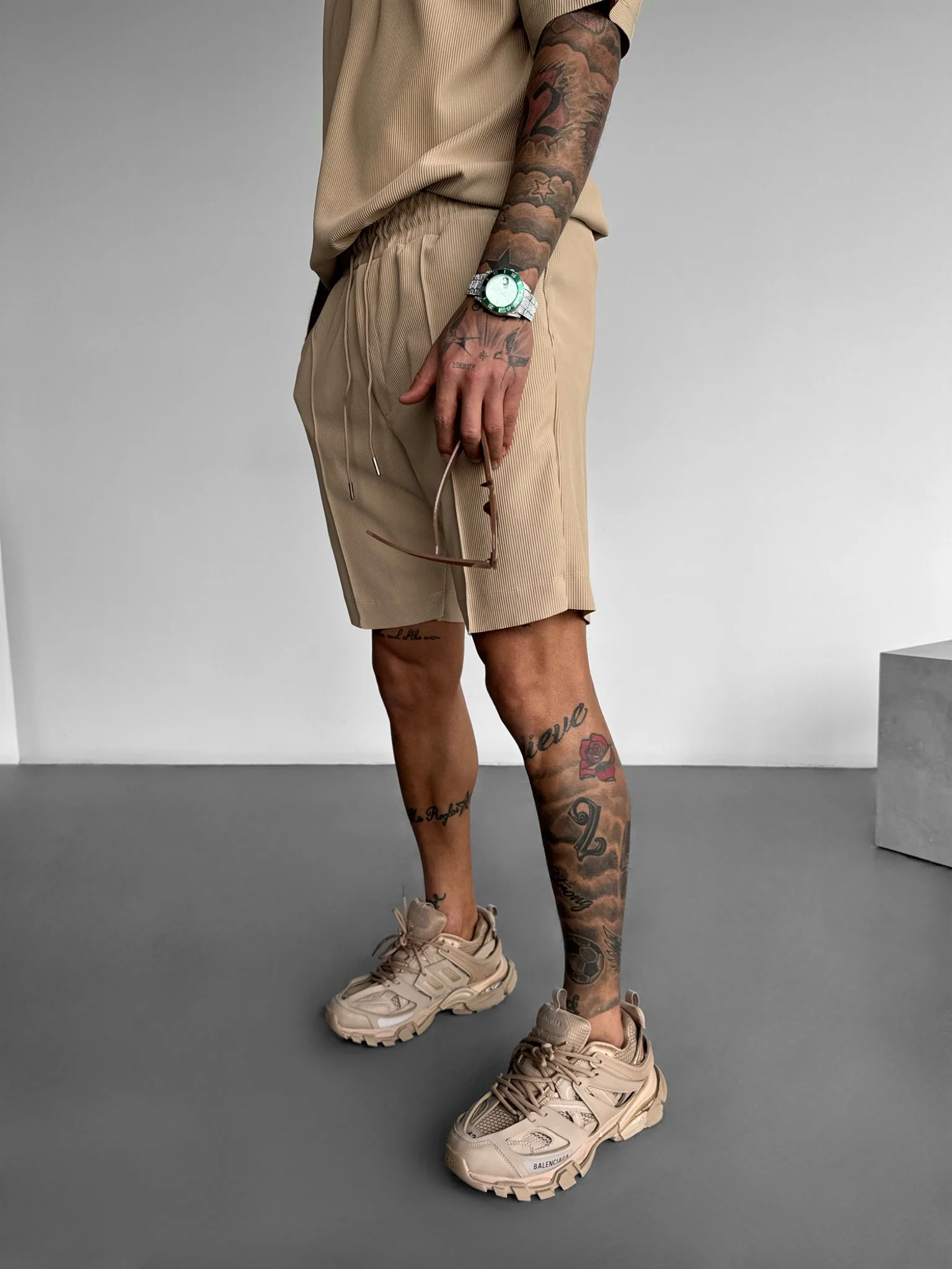 Loose Fit Textured Seam Shorts - Beige - Image 3