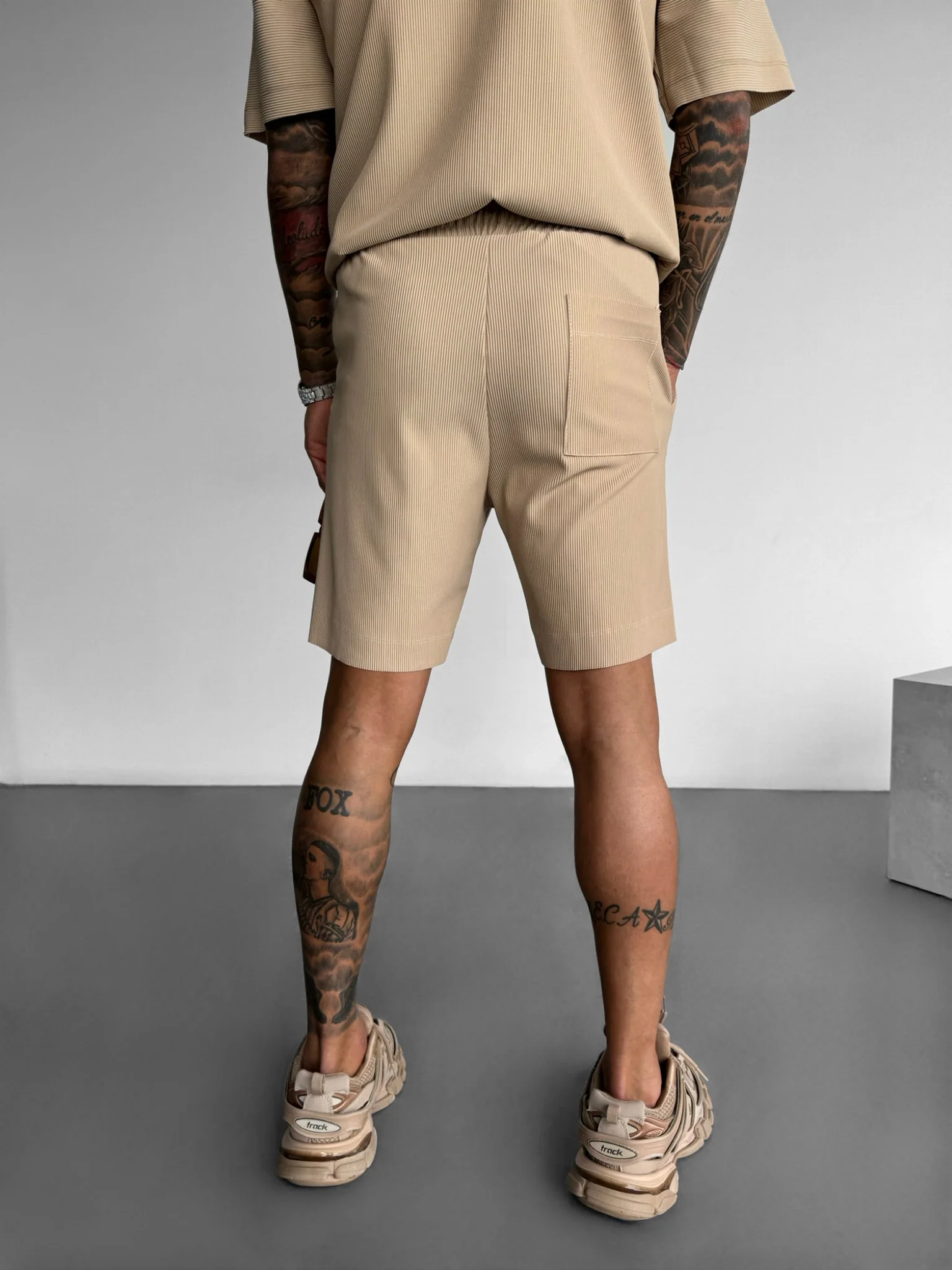 Loose Fit Textured Seam Shorts - Beige - Image 4