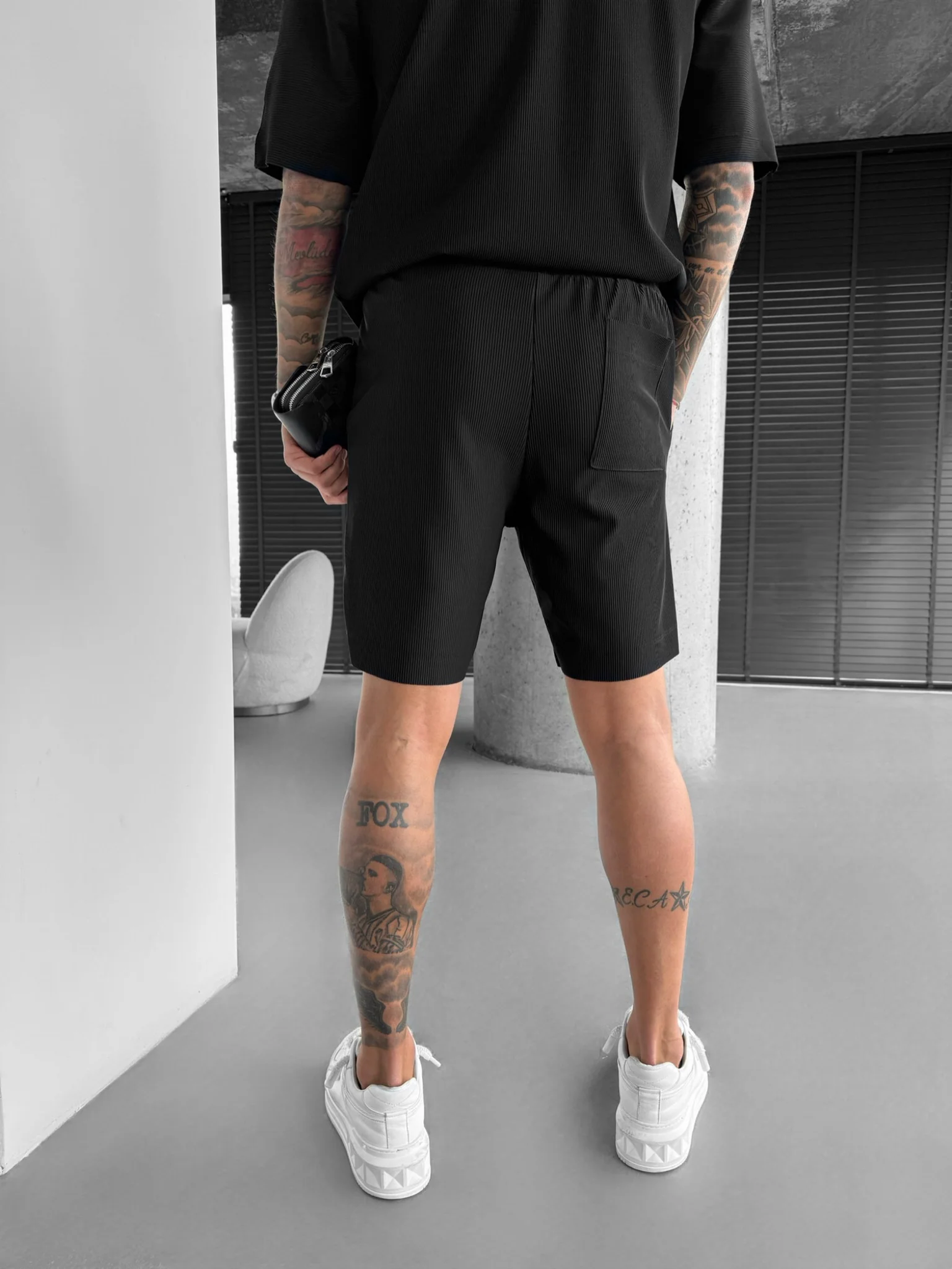 Loose Fit Textured Seam Shorts - Black - Image 3