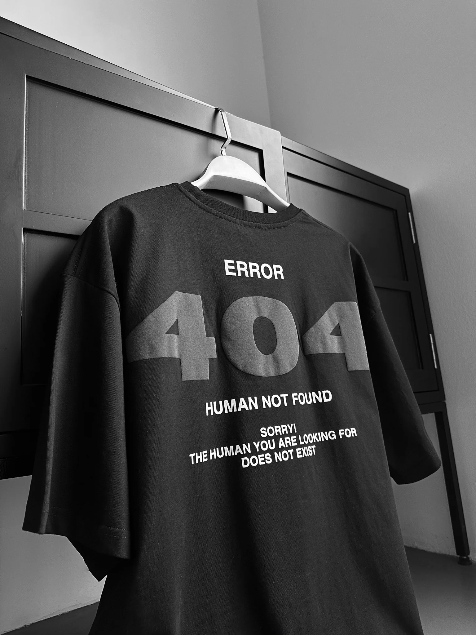 Oversize 404 T-shirt - Black - Image 4