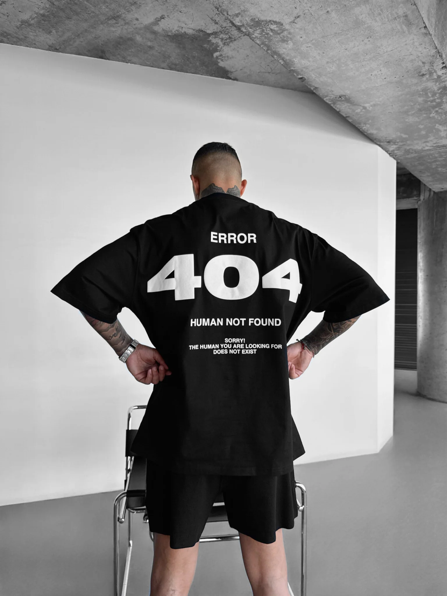 Oversize 404 T-shirt - Black - Image 3