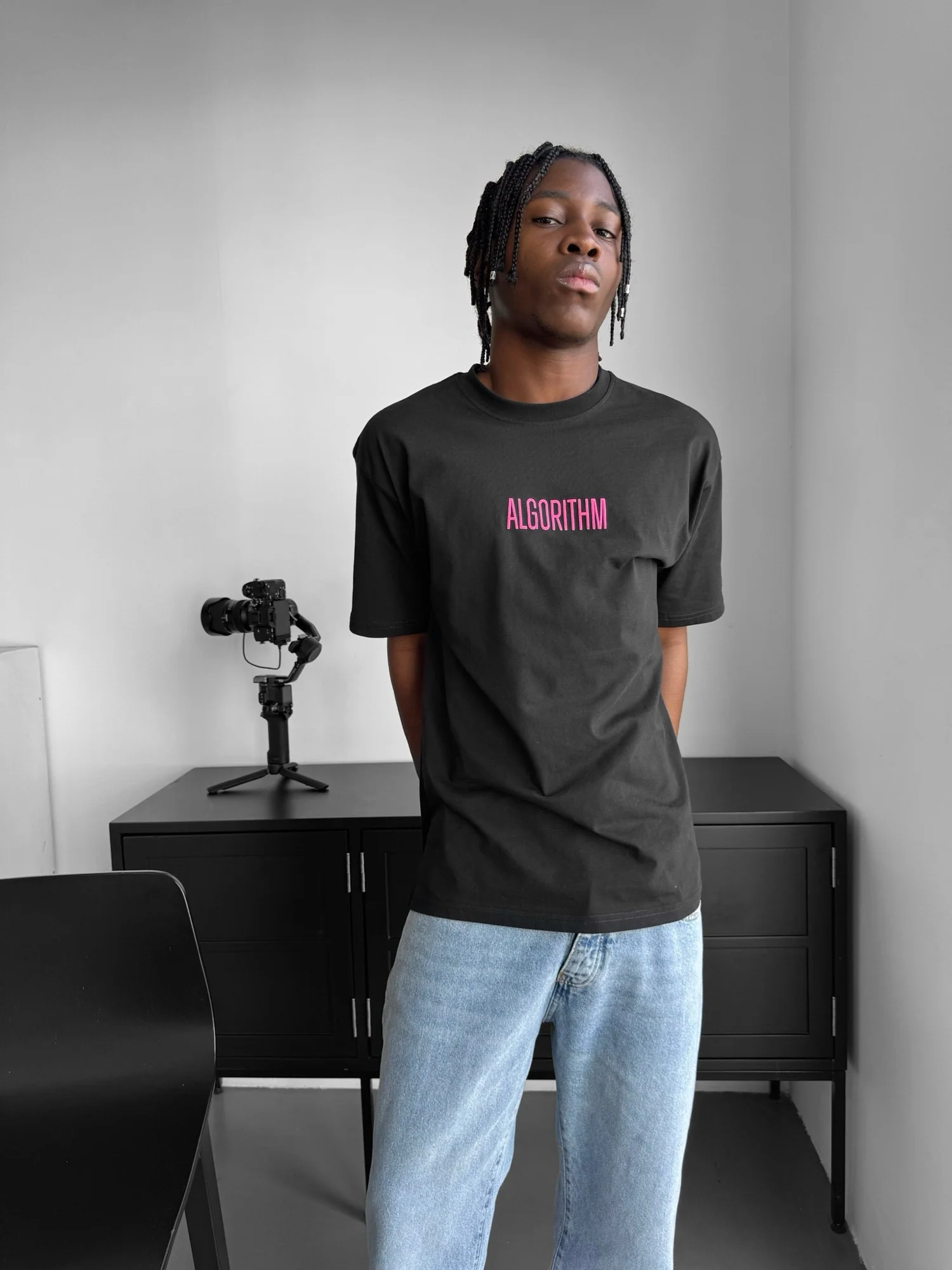 Oversize "Algorithm" T-Shirt - Black and Lila - Image 3