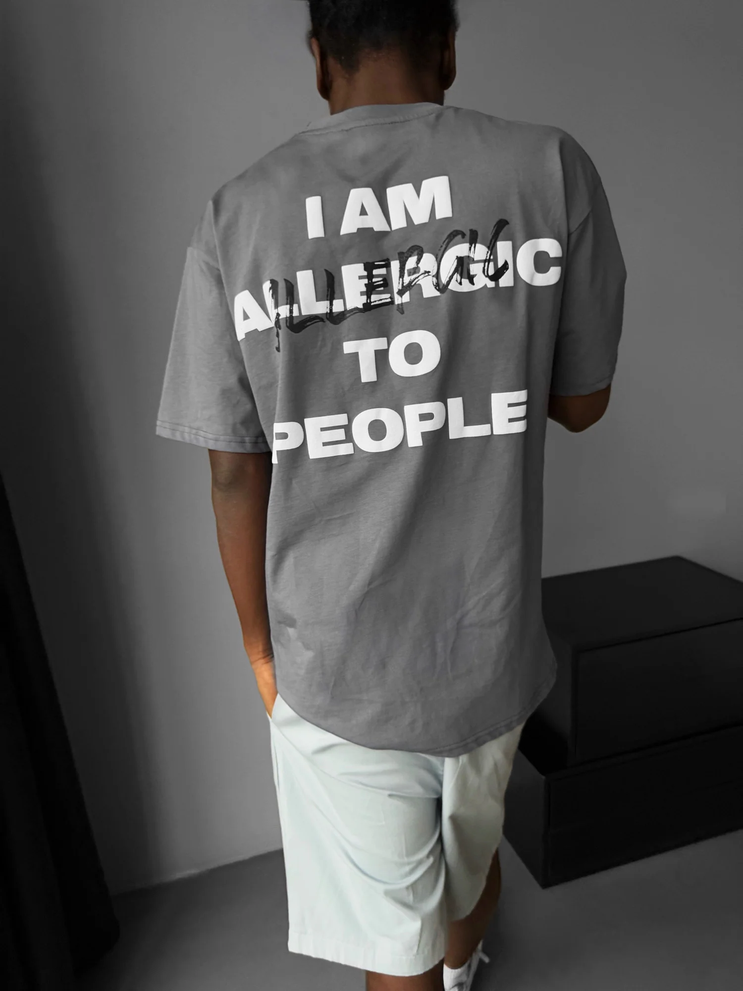 Oversize Allergic T-Shirt - Anthracite - Image 2