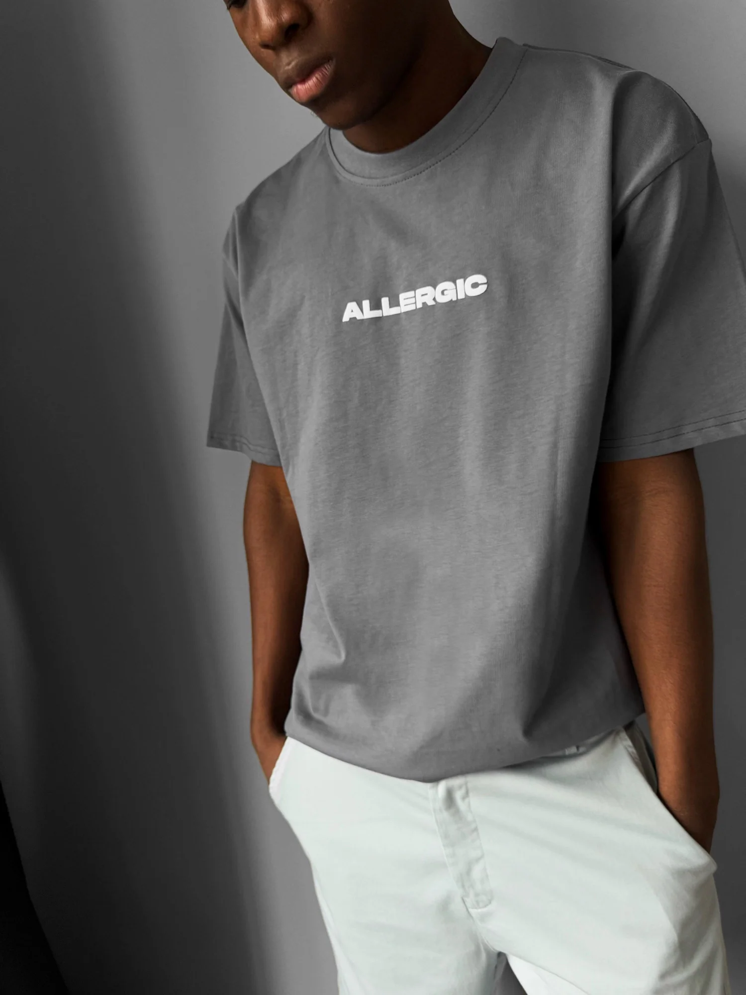 Oversize Allergic T-Shirt - Anthracite - Image 4