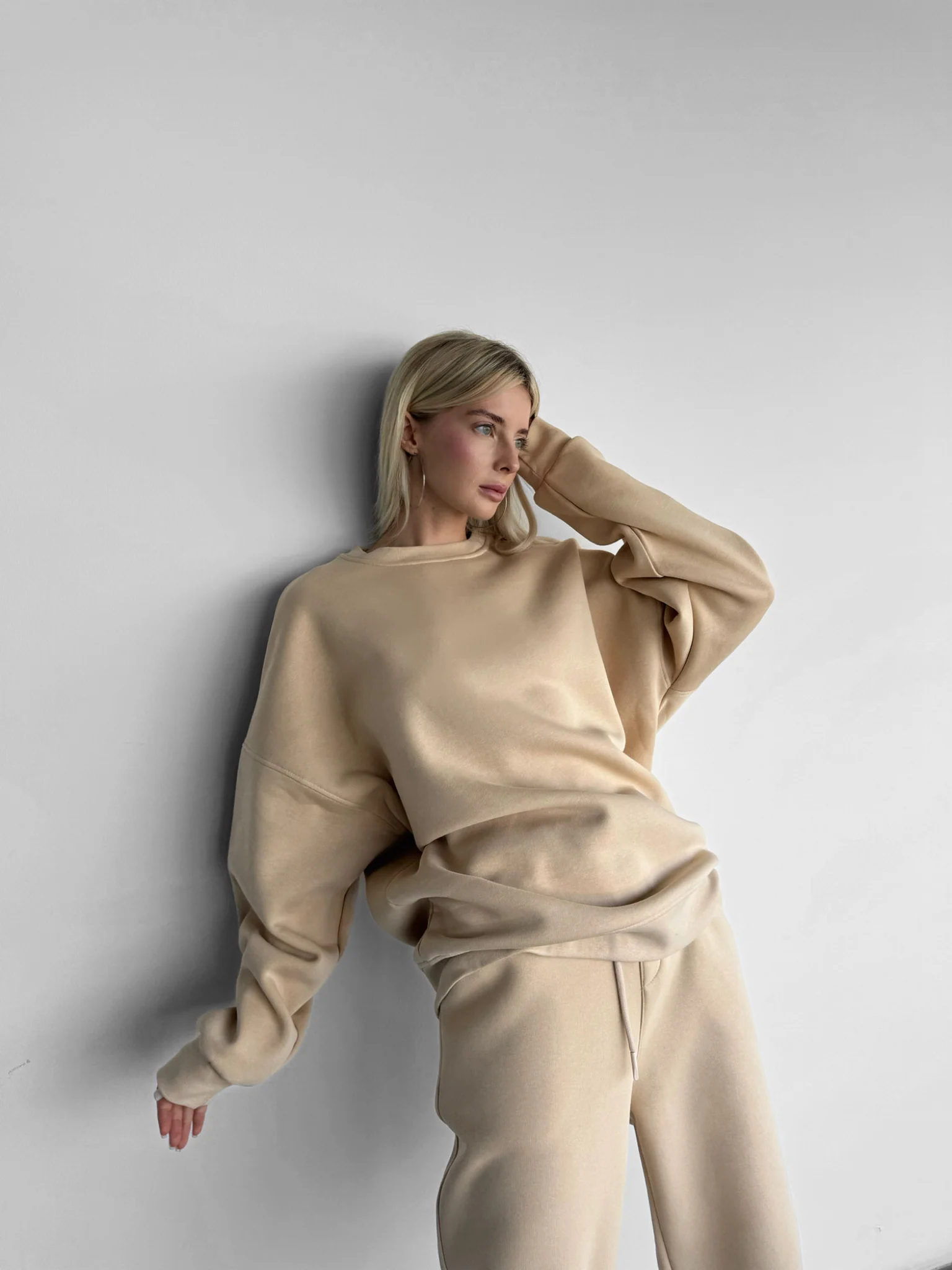 Oversize Basic Sweatshirt - Beige - Image 3