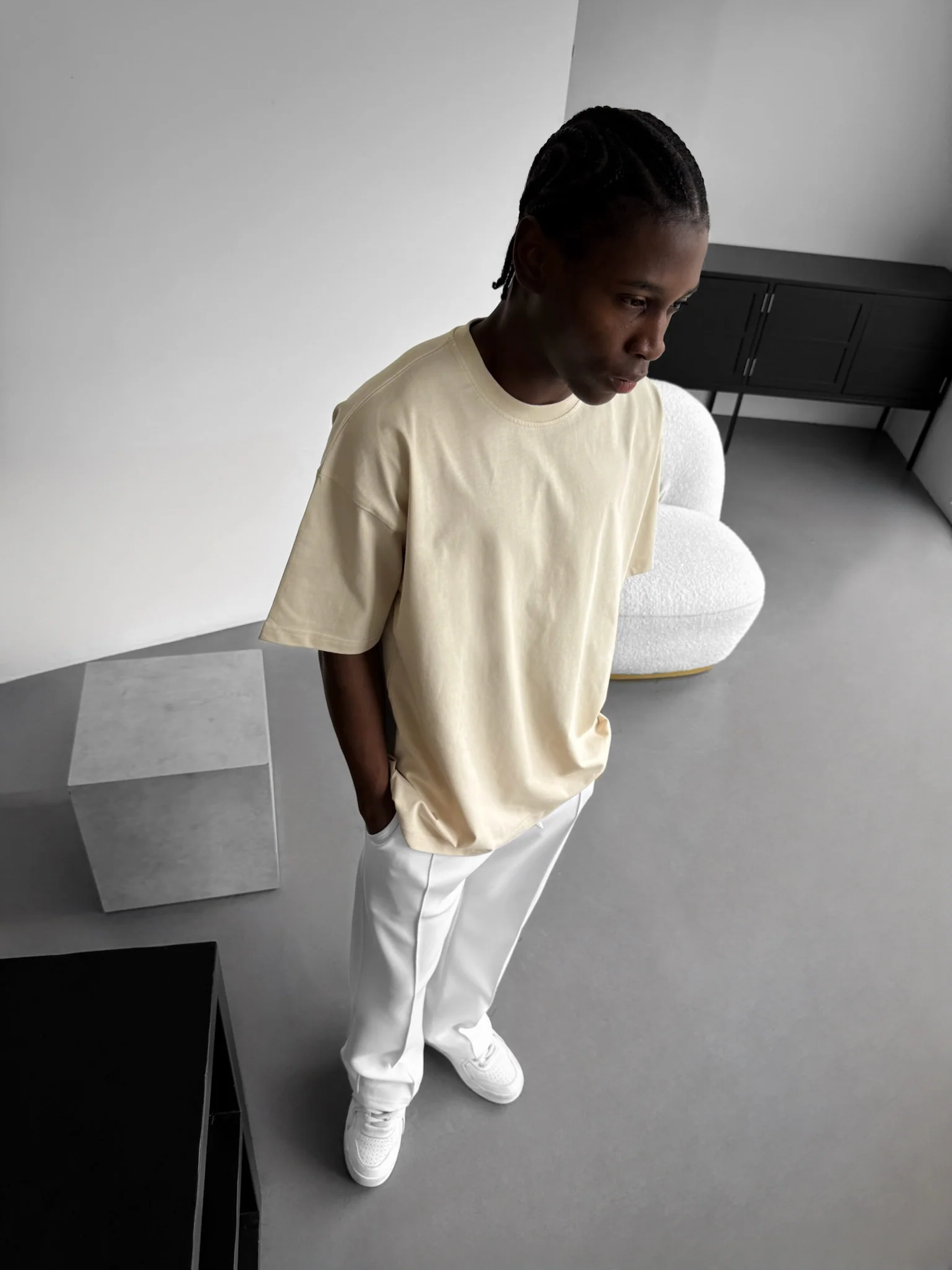 Oversize Basic T-Shirt - Light Beige - Image 4
