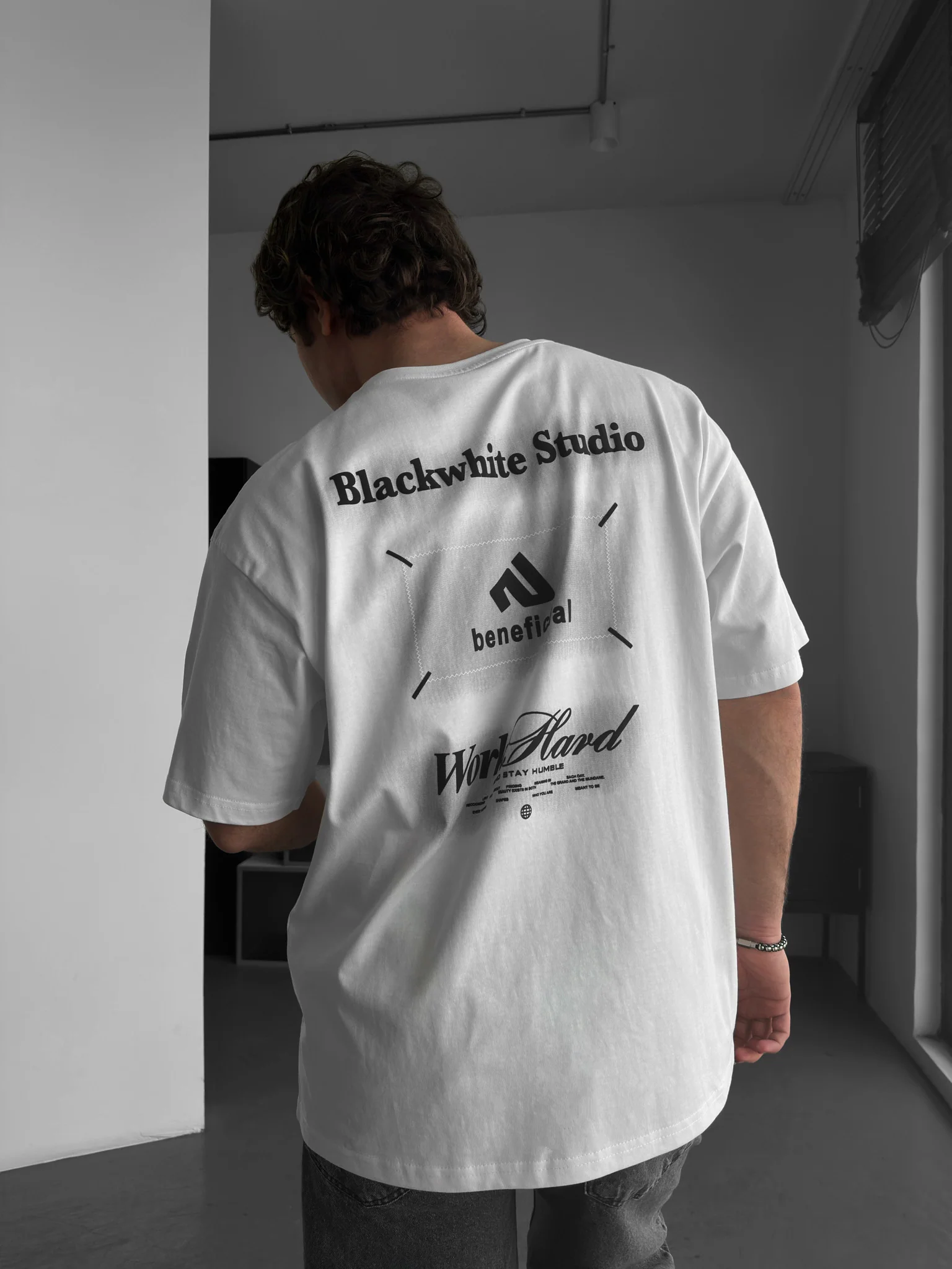 Oversize Beneficial T-shirt - Ecru - Image 2