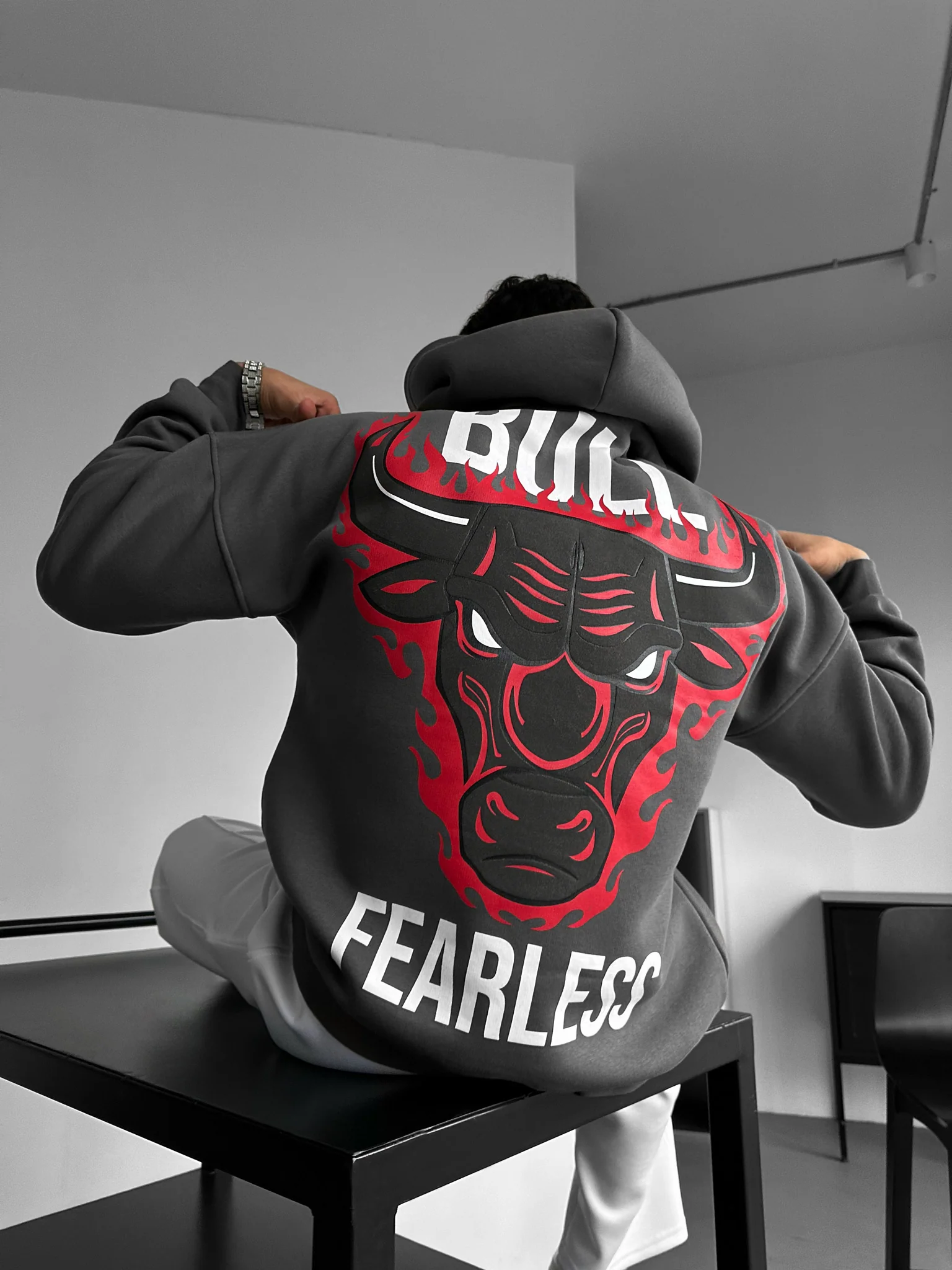 Oversize Bull Fearless Hoodie - Anthracite - Image 3