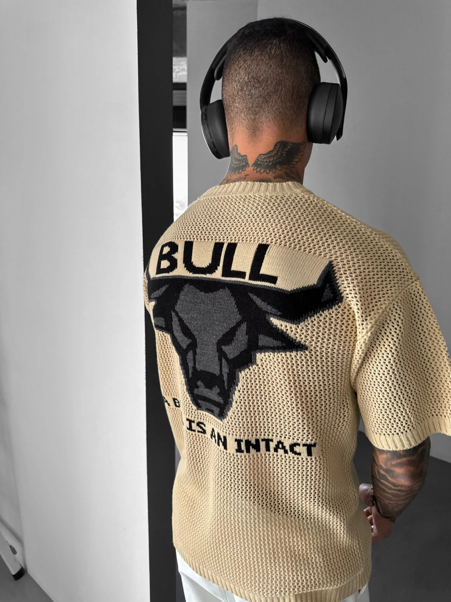 Oversize Bull Knit T-Shirt - Beige - Image 3