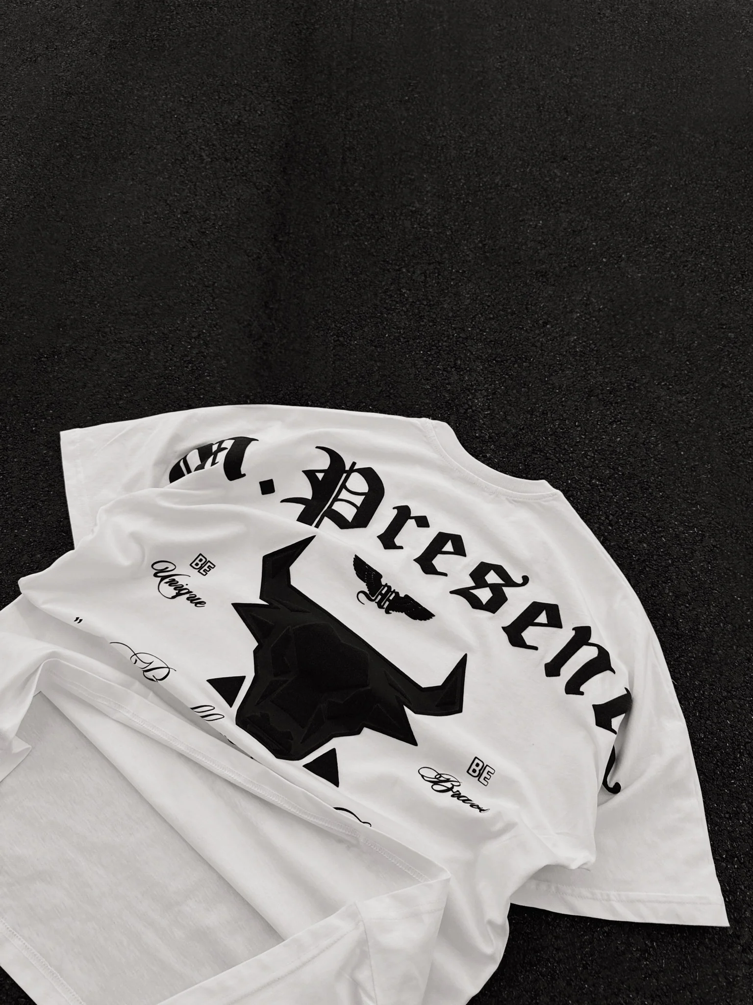 Oversize Bull Worldwide T-shirt - Ecru and Black - Image 2