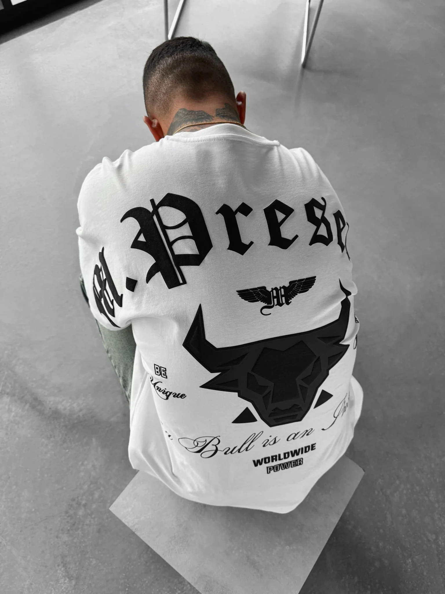 Oversize Bull Worldwide T-shirt - Ecru and Black - Image 3