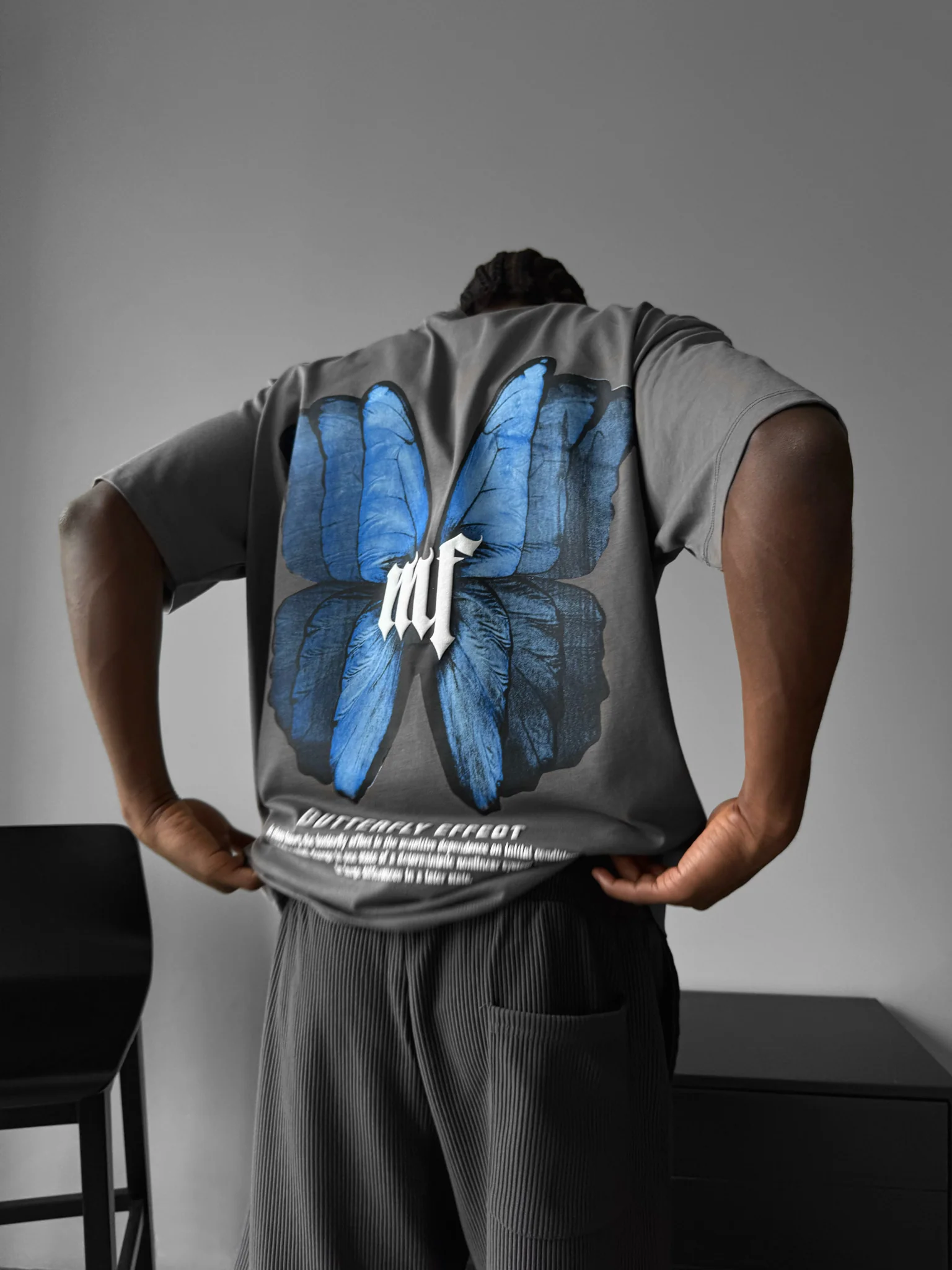 Oversize 'Butterfly Effect' T-Shirt - Anthracite - Image 2
