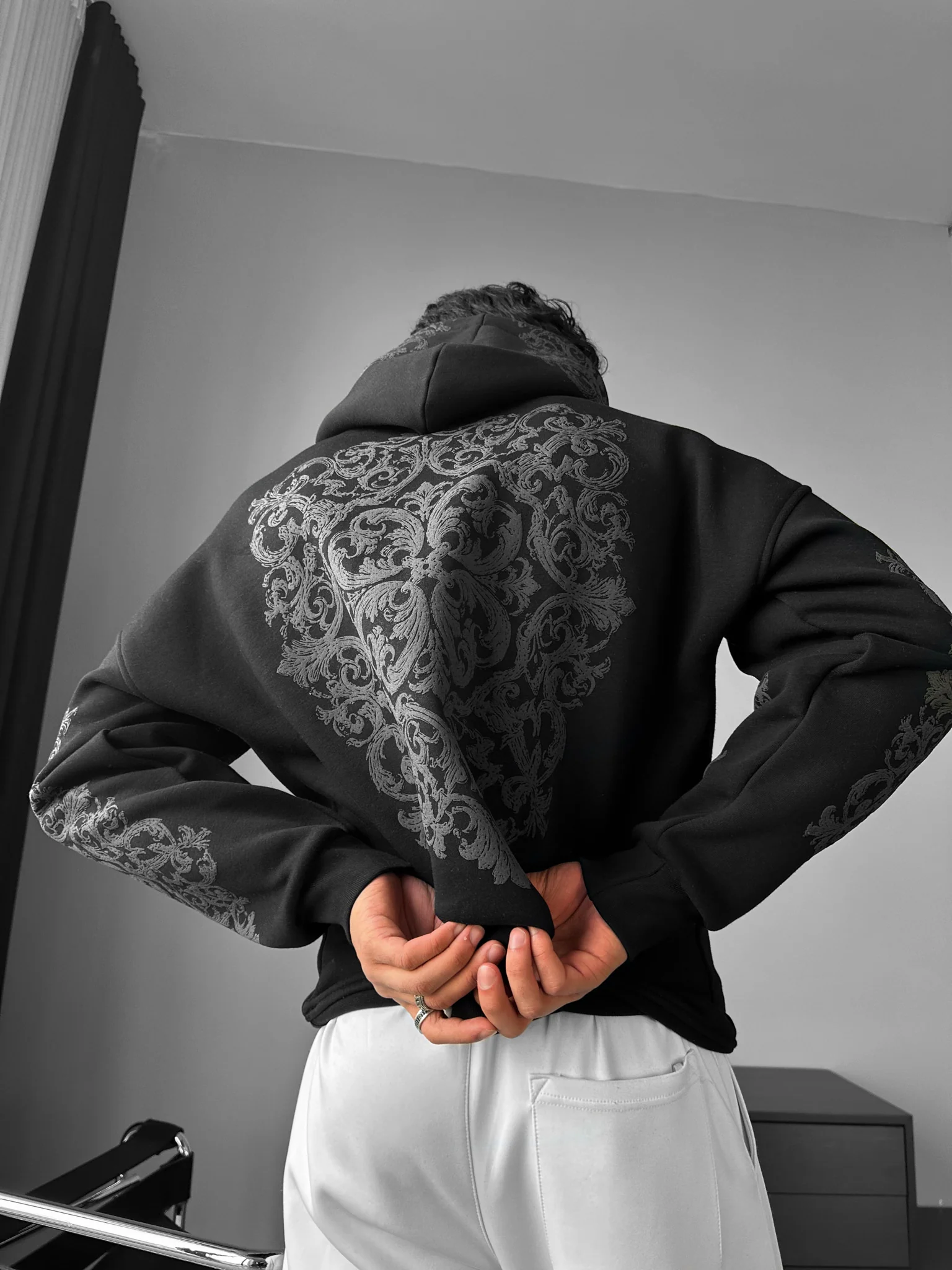 Oversize Carpet Pattern Hoodie - Black and Anthracite - Image 3