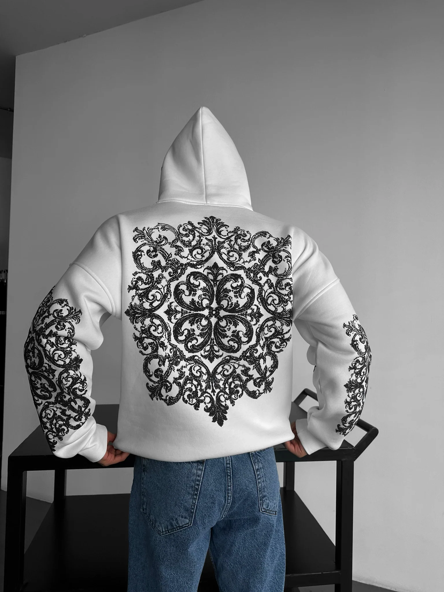 Oversize Carpet Pattern Hoodie - White - Image 2
