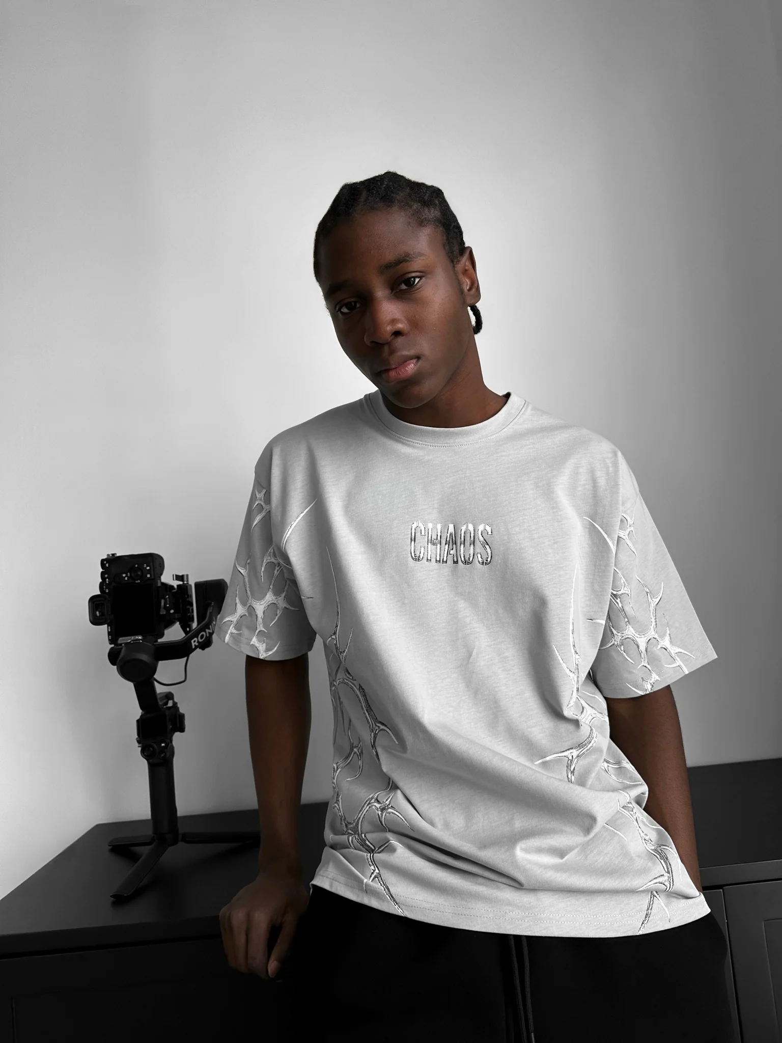 Oversize 'Chaos' T-Shirt - Grey - Image 2