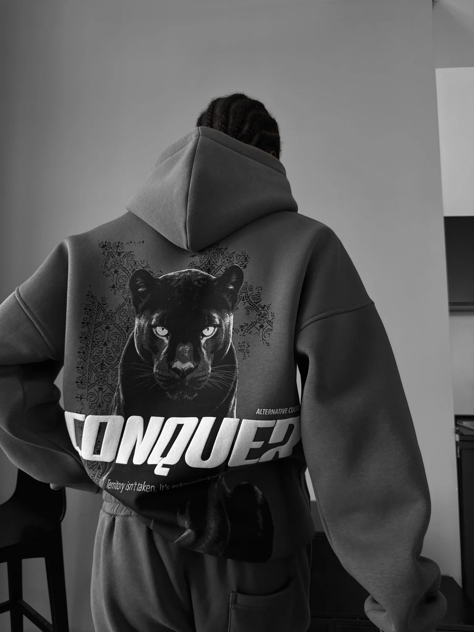 Oversize Conquer Hoodie - Anthracite - Image 2