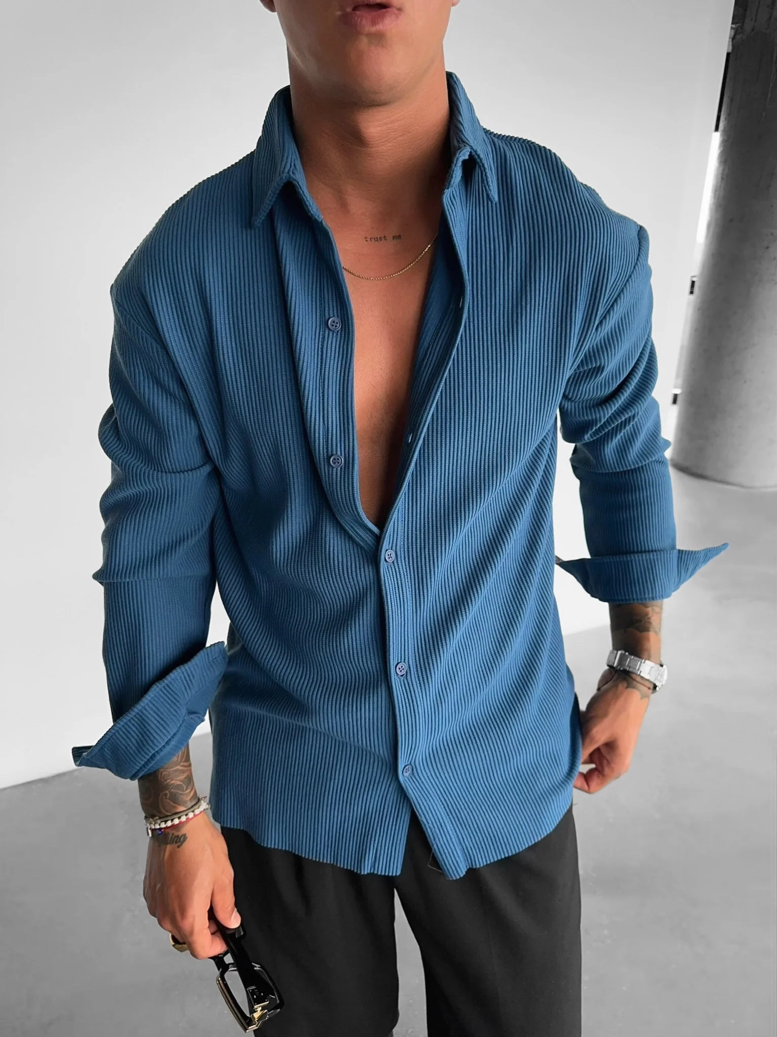 Oversize Cord Shirt - Indigo - Image 2