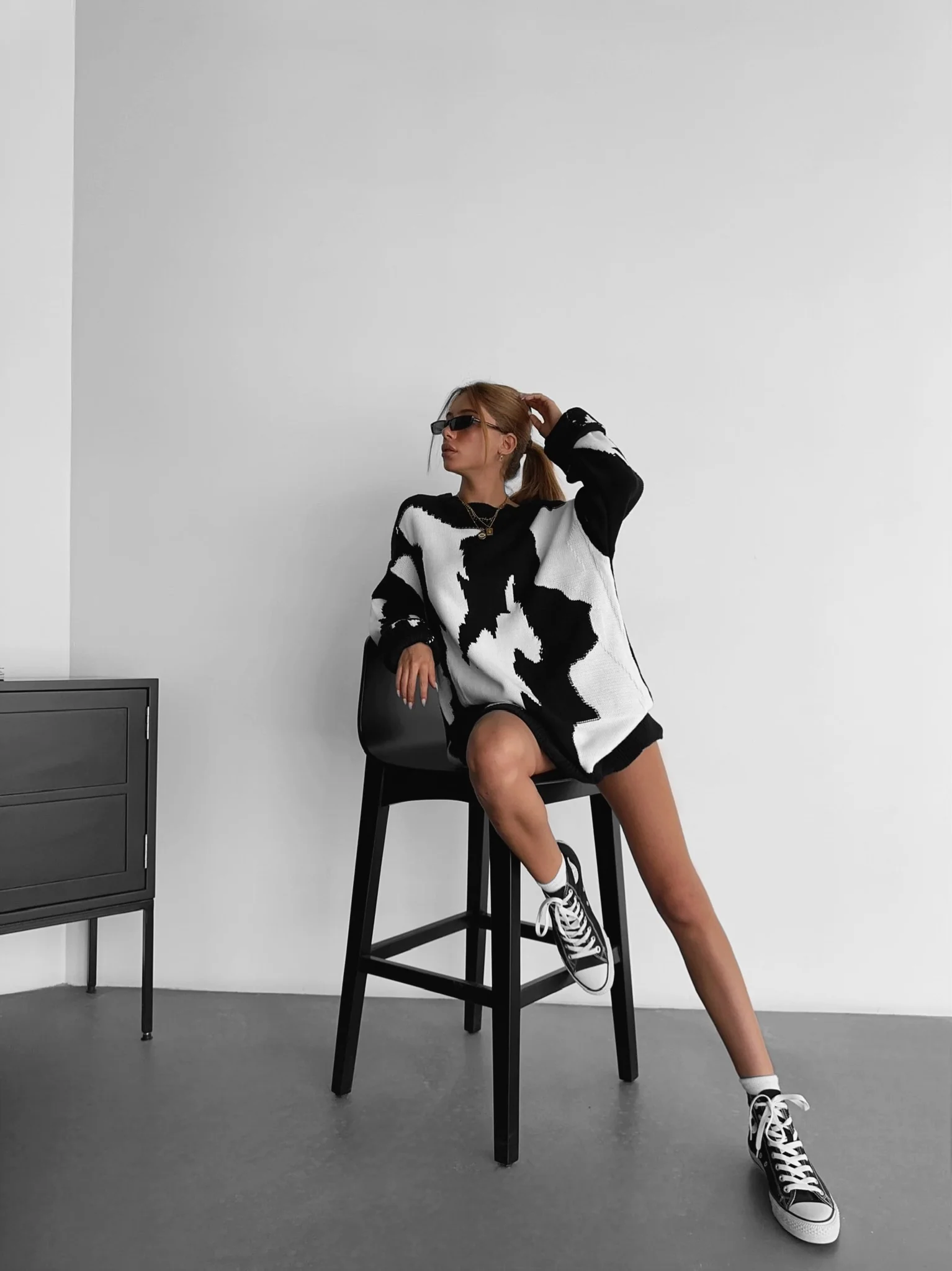Oversize Cow Knit Sweater - Black - Image 3