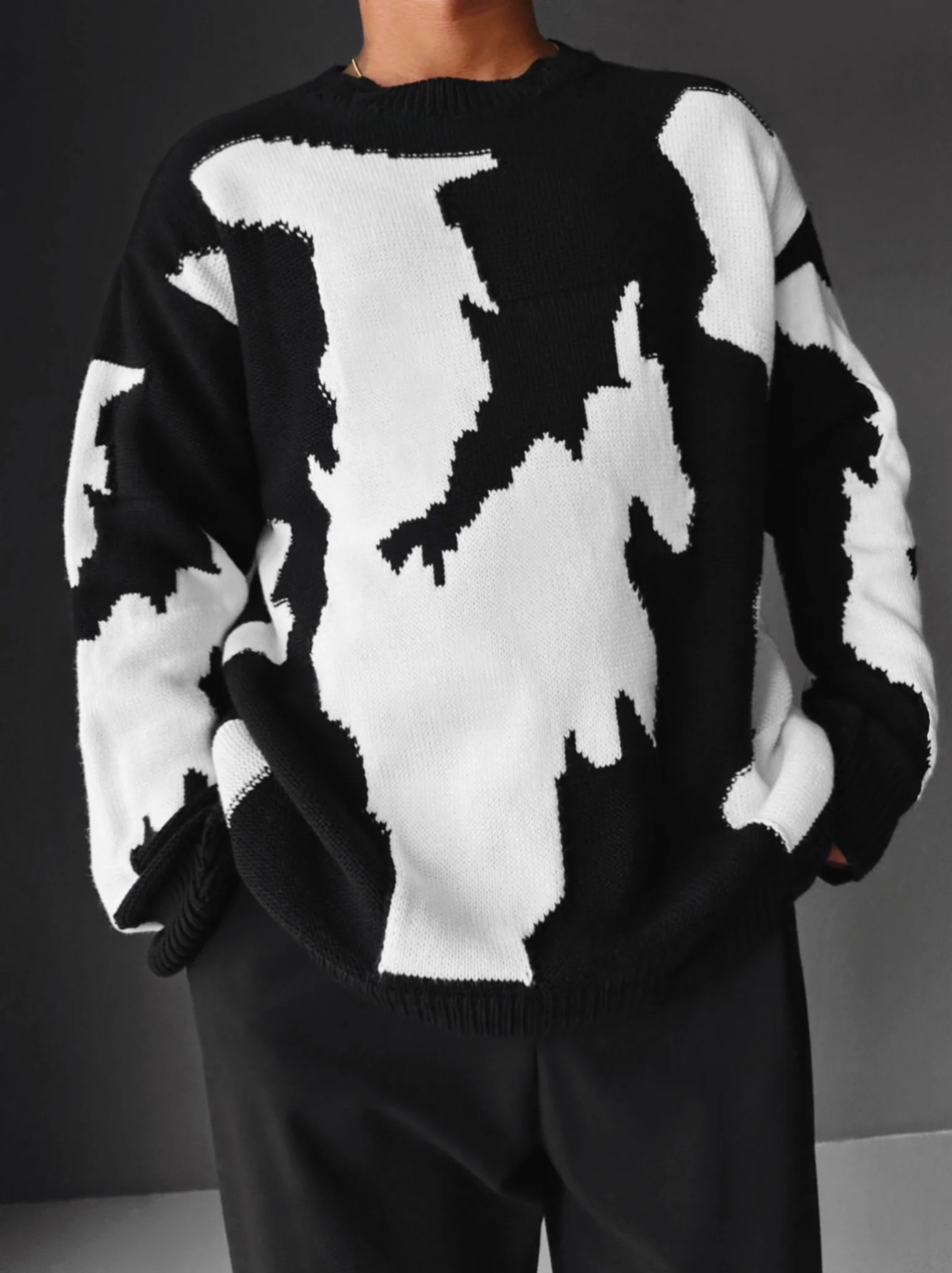 Oversize Cow Knit Sweater - Black - Image 4
