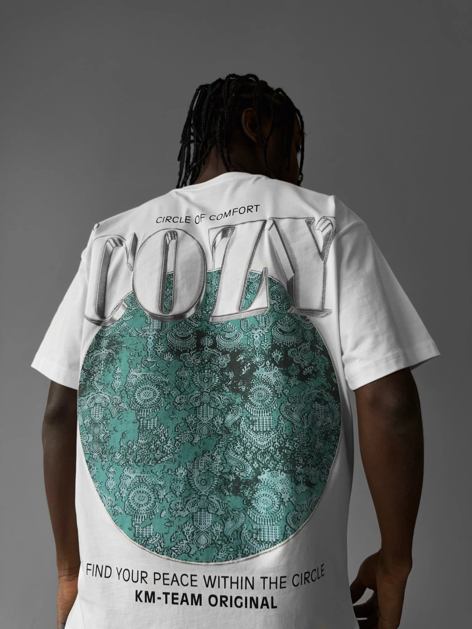 Oversize 'Cozy' T-Shirt - Ecru - Image 4